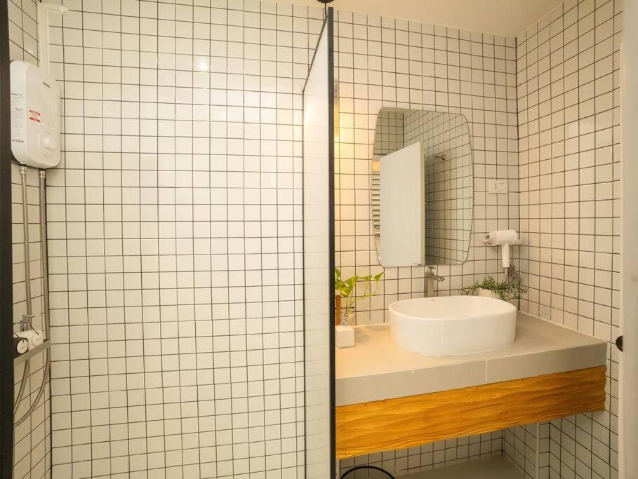 Apartamento Cozy For 3 Guests In The Heart Of Silom - 3b Bangkok