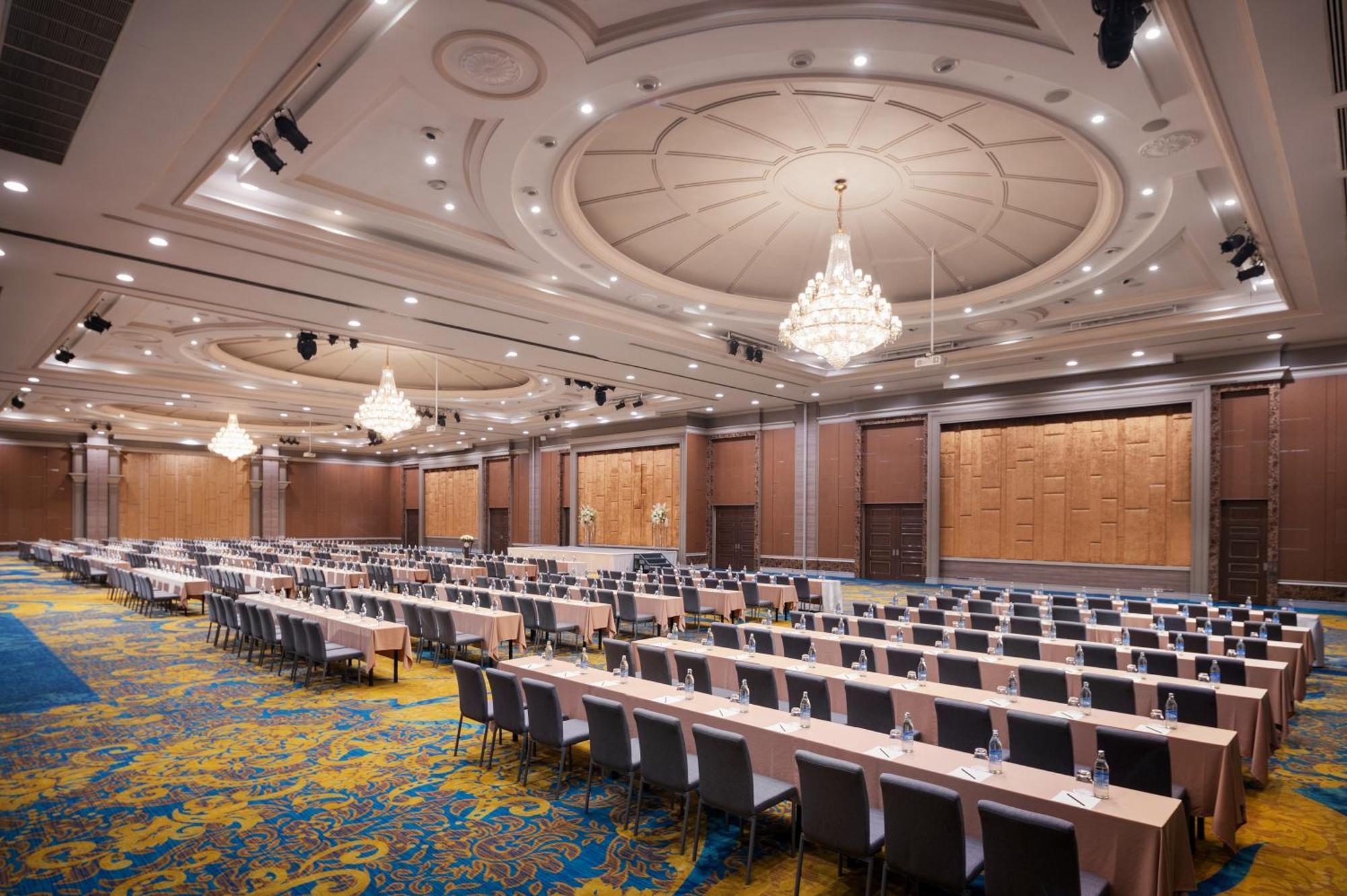 The Berkeley Pratunam - Sha Extra Hotel Bangkok