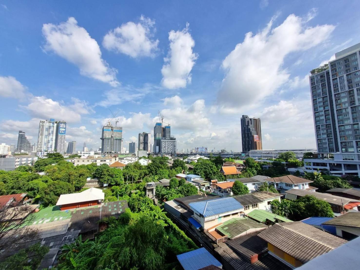 Aqua Residences: New Near Wutthakat Bts Station Apartment Bangkok