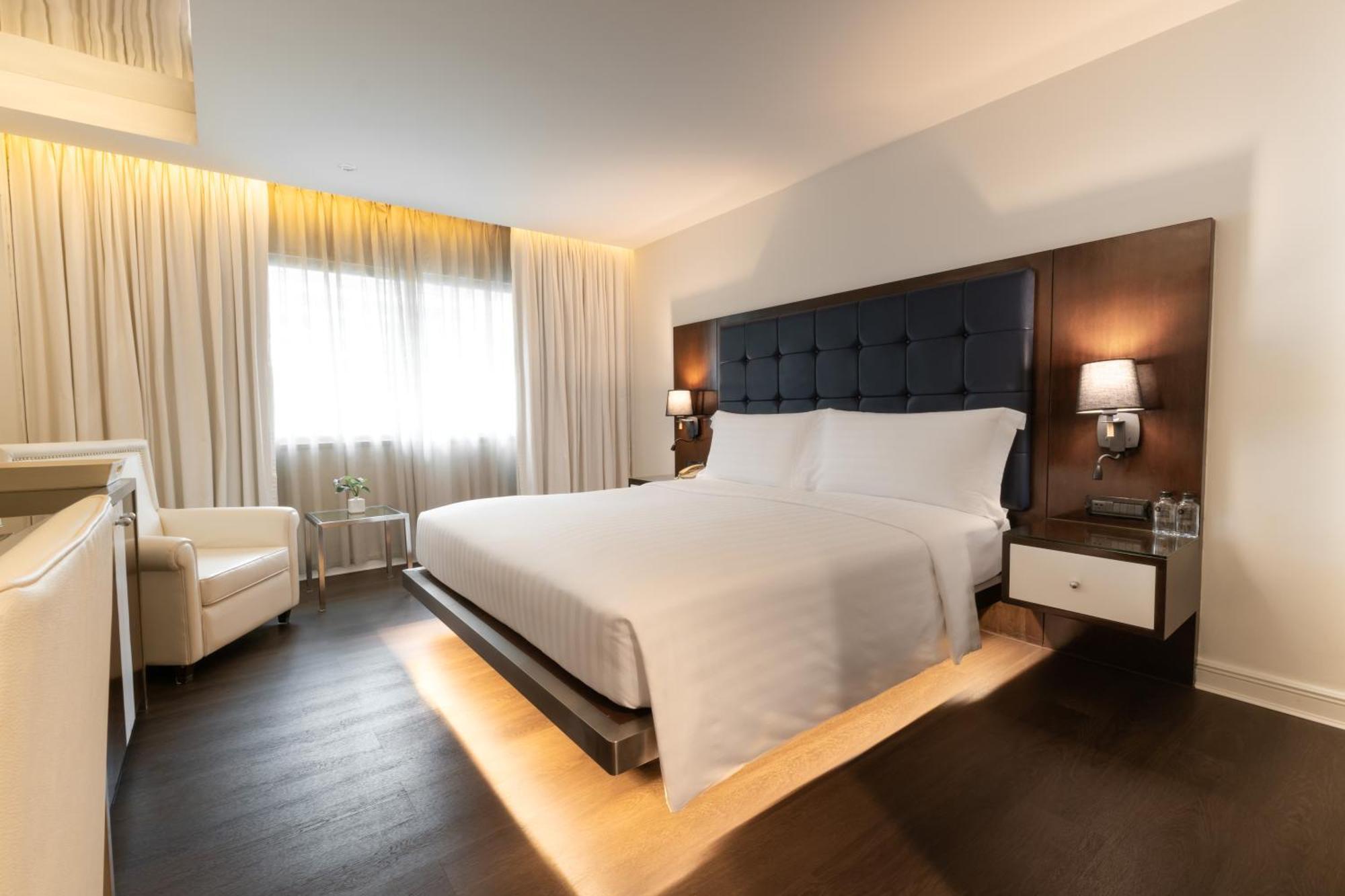 Hotel Night - Sukhumvit 15 Bangkok
