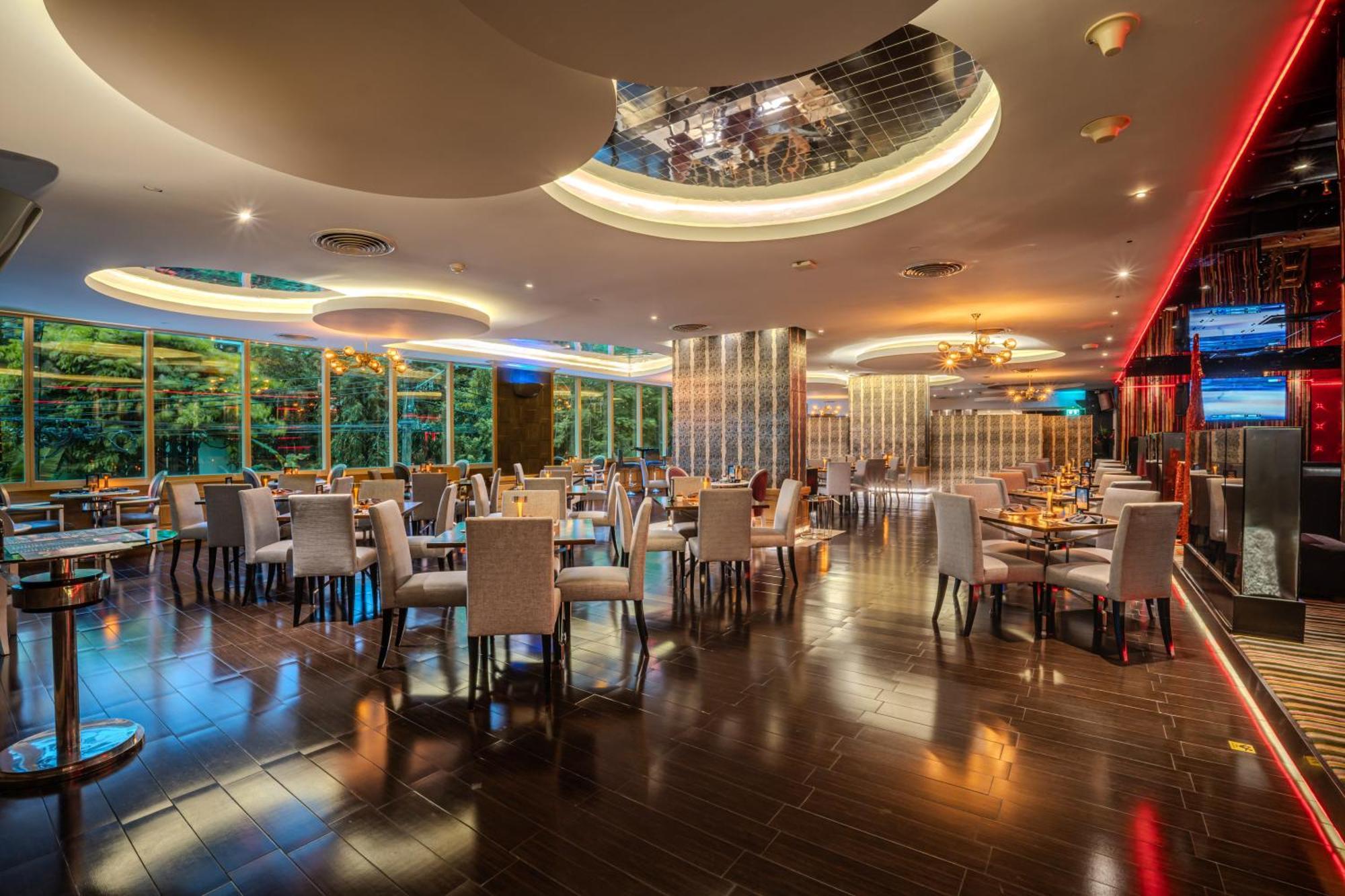 Hotel Night - Sukhumvit 15 4*