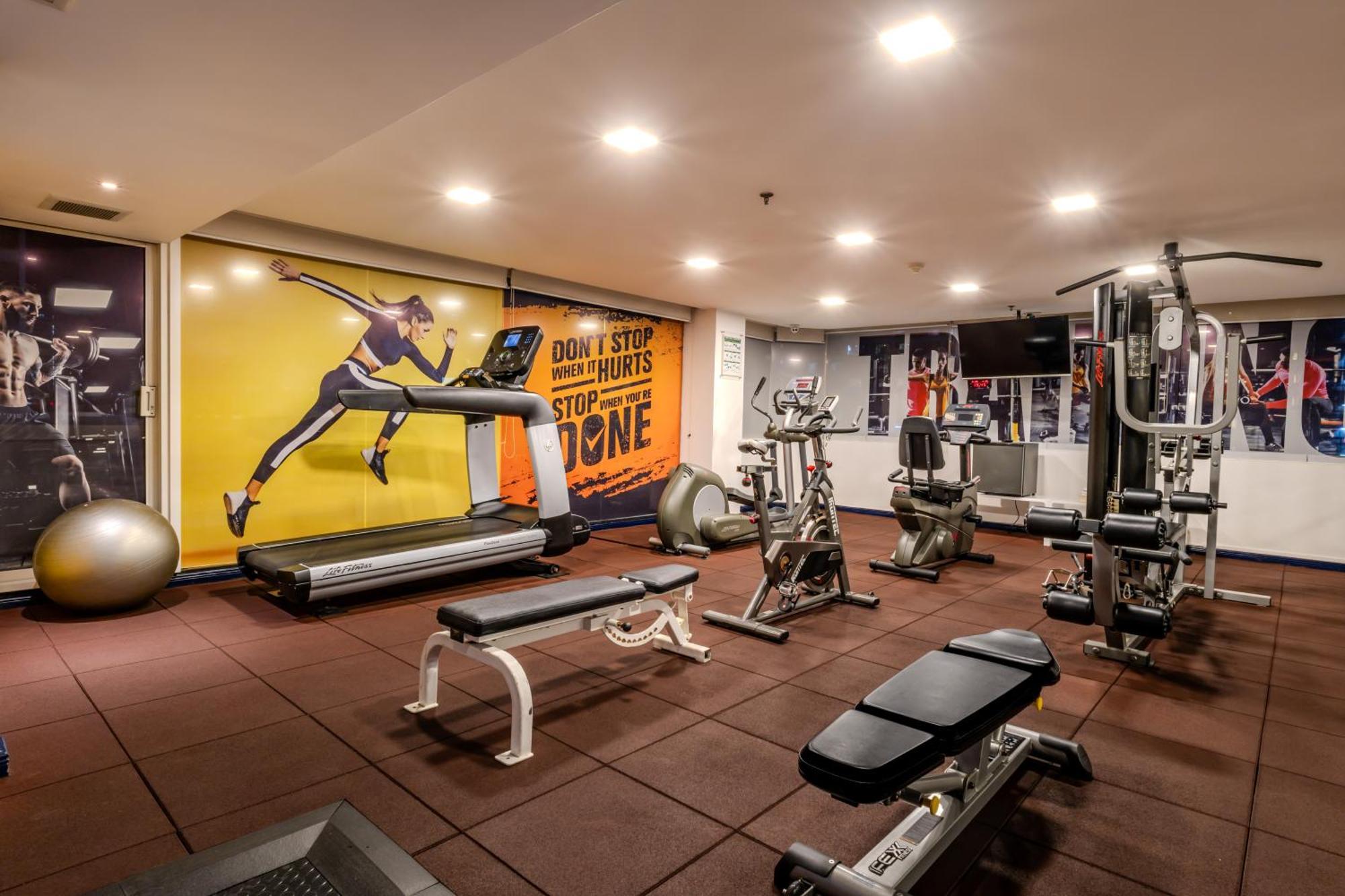 Hotel Night - Sukhumvit 15 Bangkok