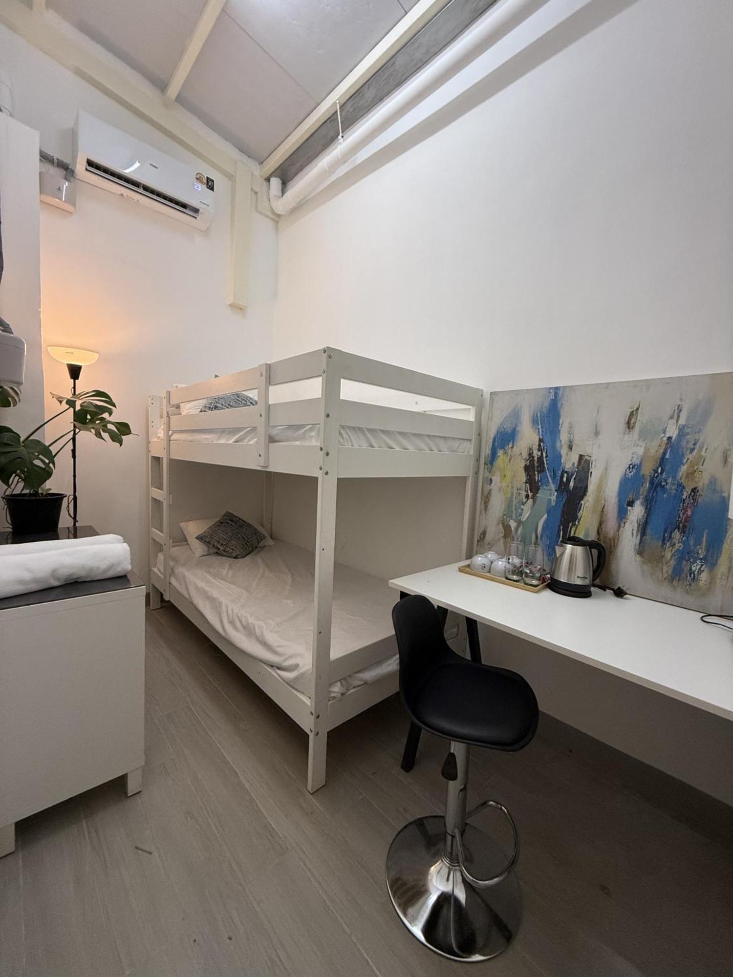 Twenty Two Place Beds Sukhumvit 22 2* Bangkok