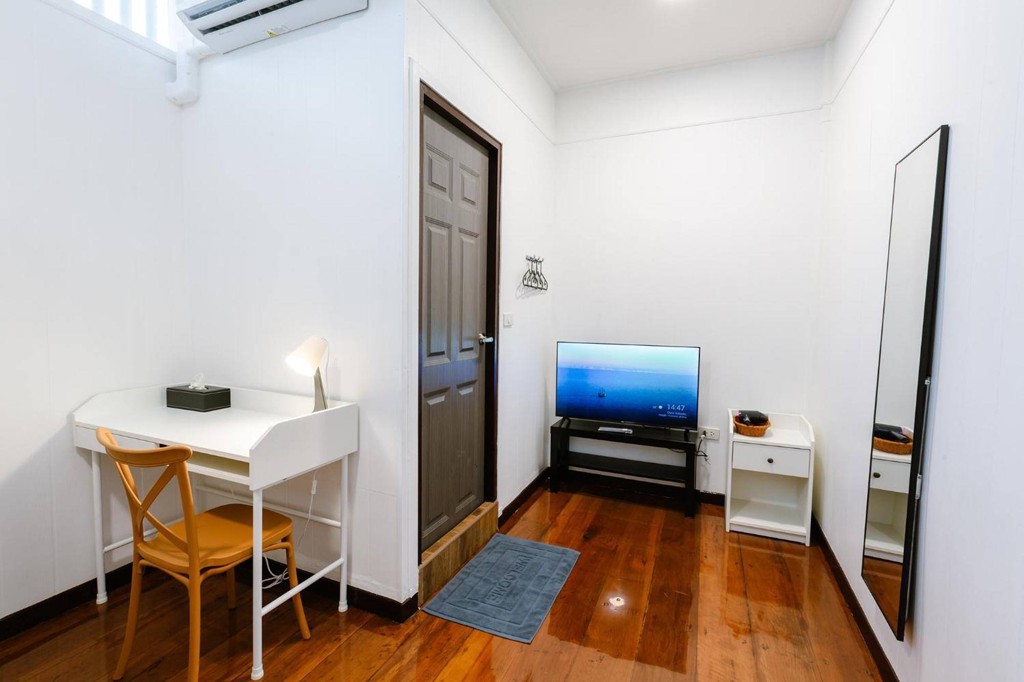 Hostal Diff