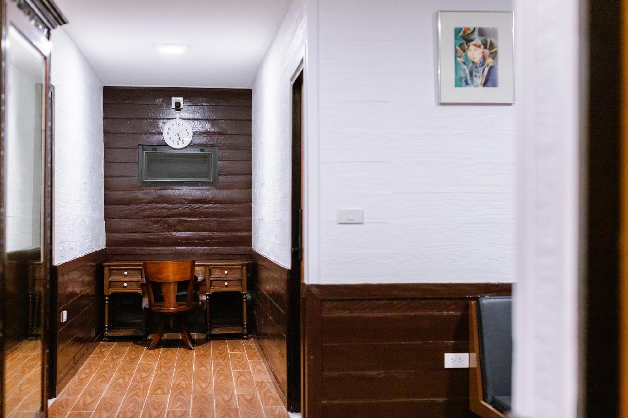 Diff Hostal
