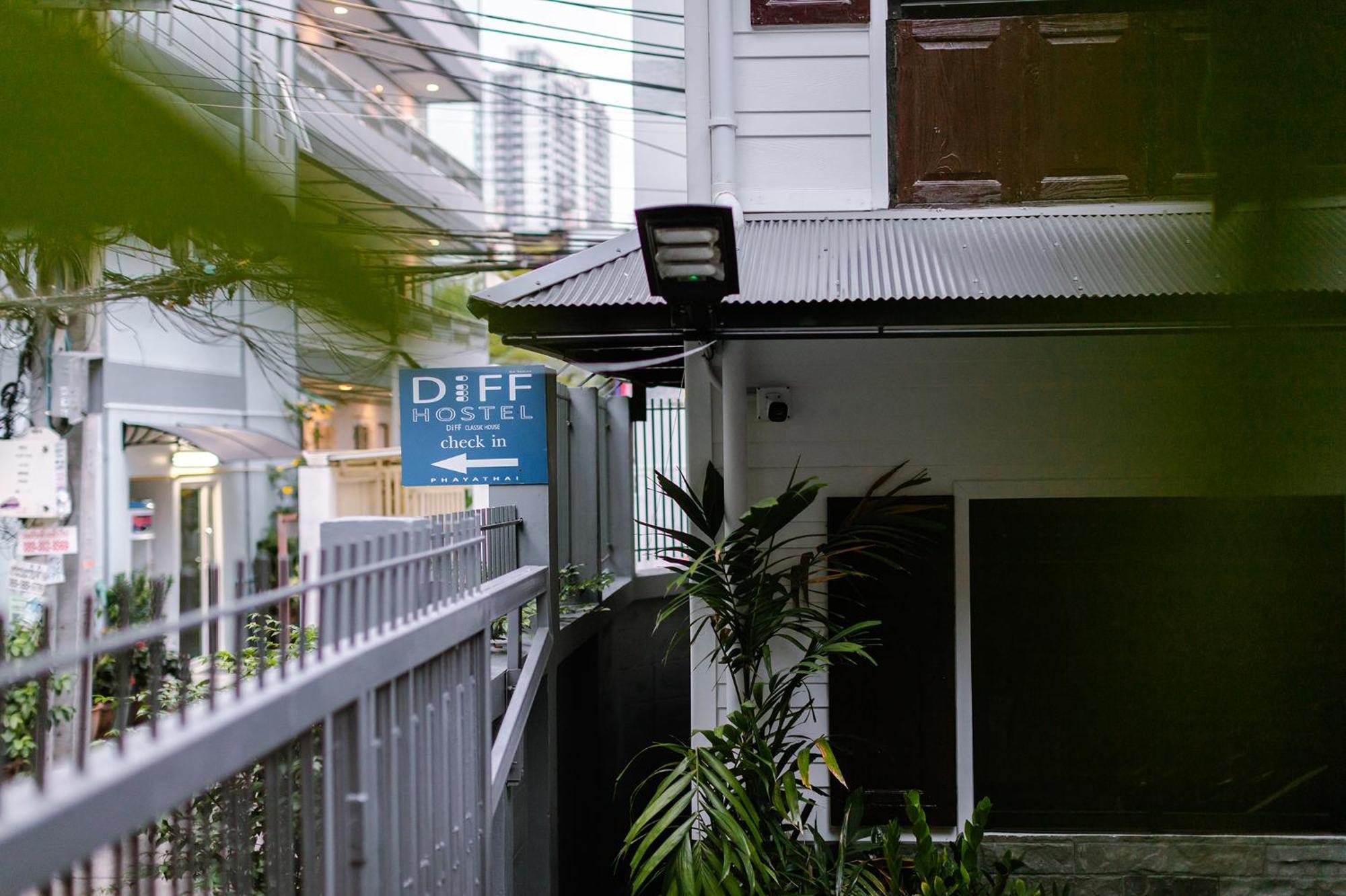 Hostal Diff