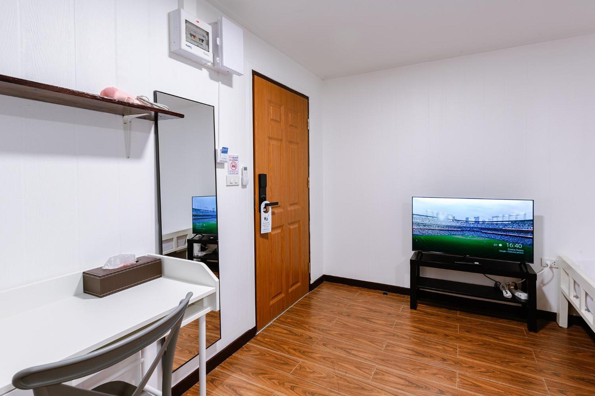 Hostal Diff Bangkok
