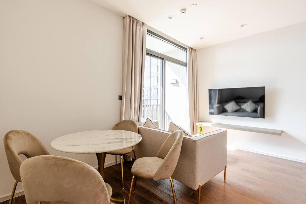 Pet Friendly Modern Nest Asoke * Bangkok