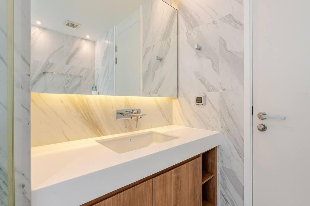Pet Friendly Modern Nest Asoke