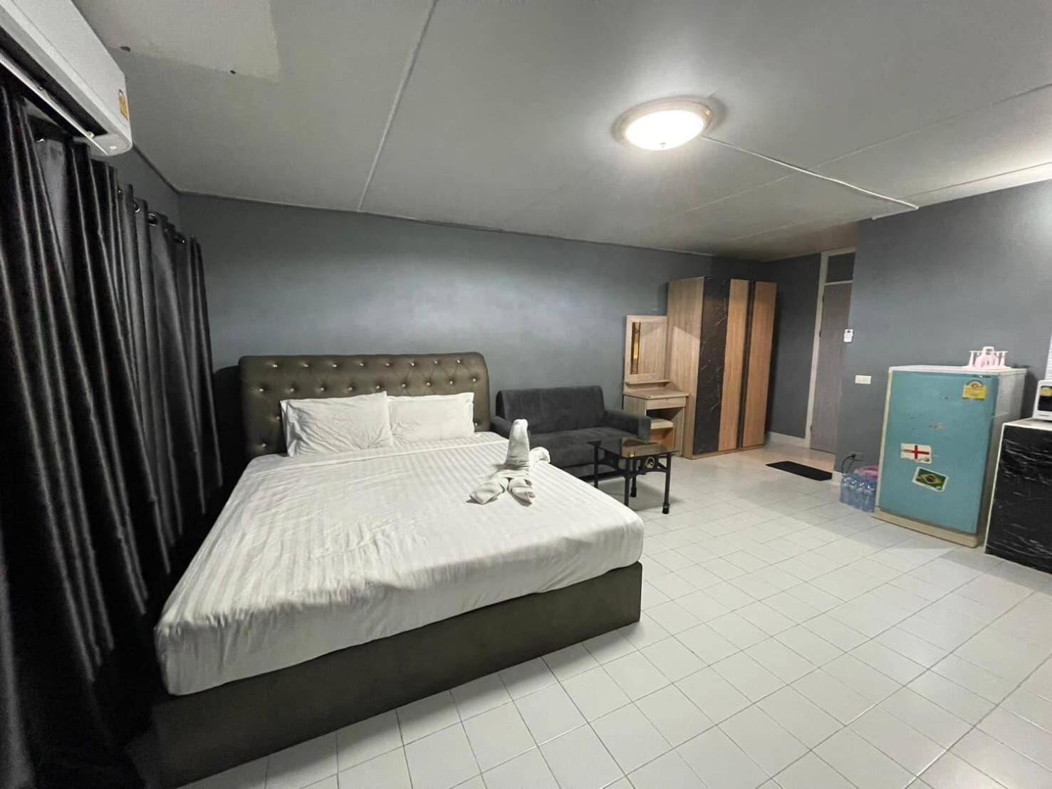 ไอริน ห้องพักรายวัน 2 Apartment
