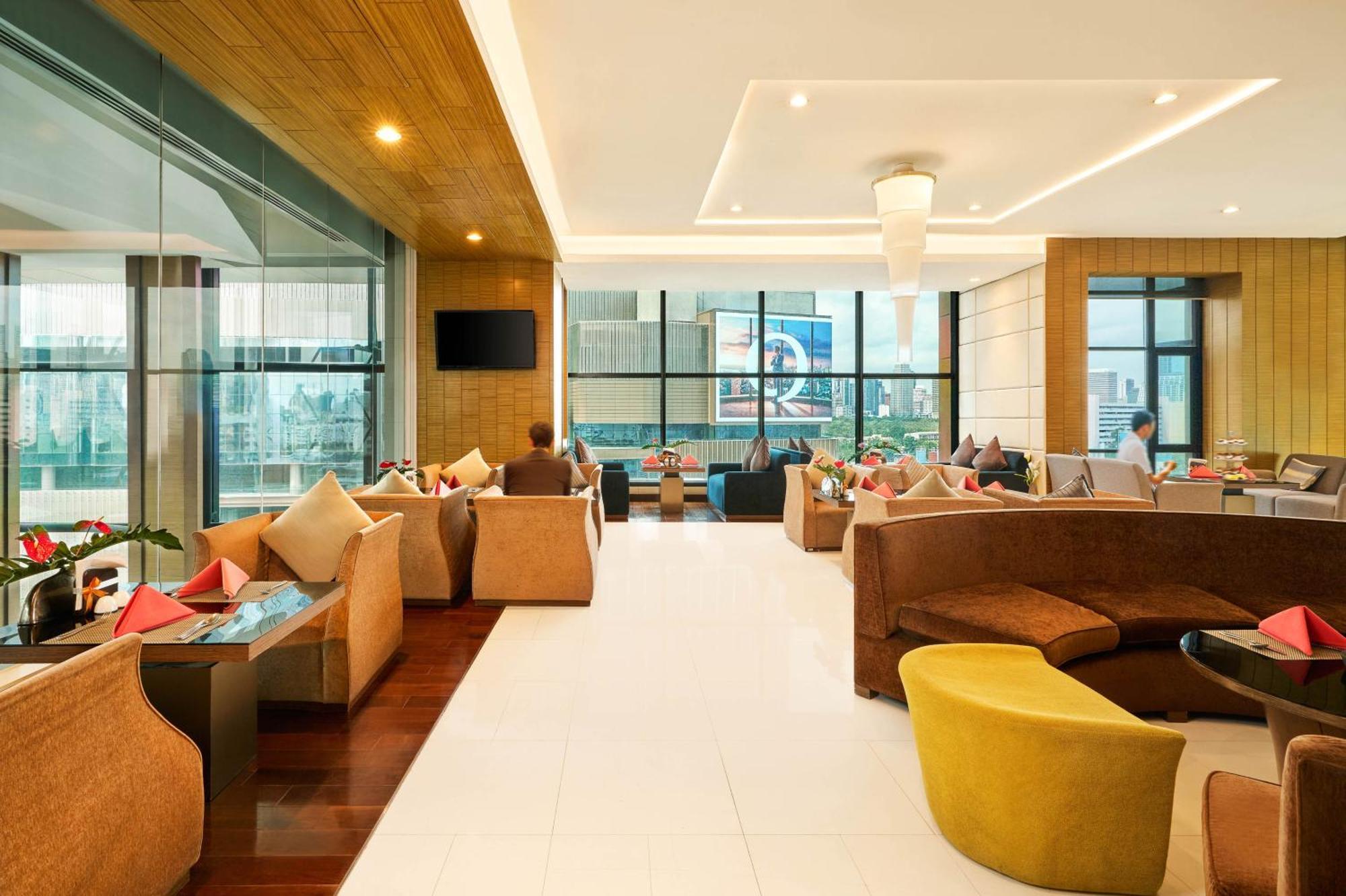 Aetas Lumpini Khách sạn 5*