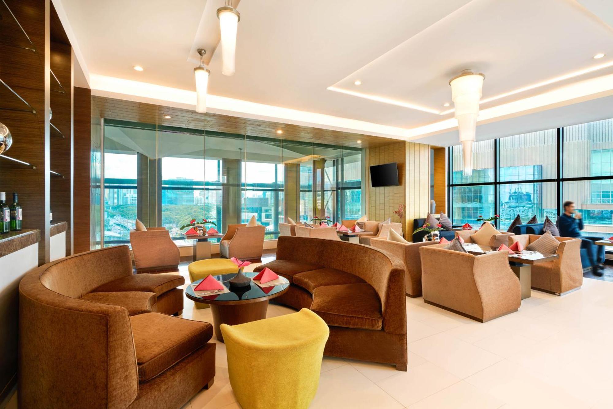 Khách sạn Aetas Lumpini Bangkok