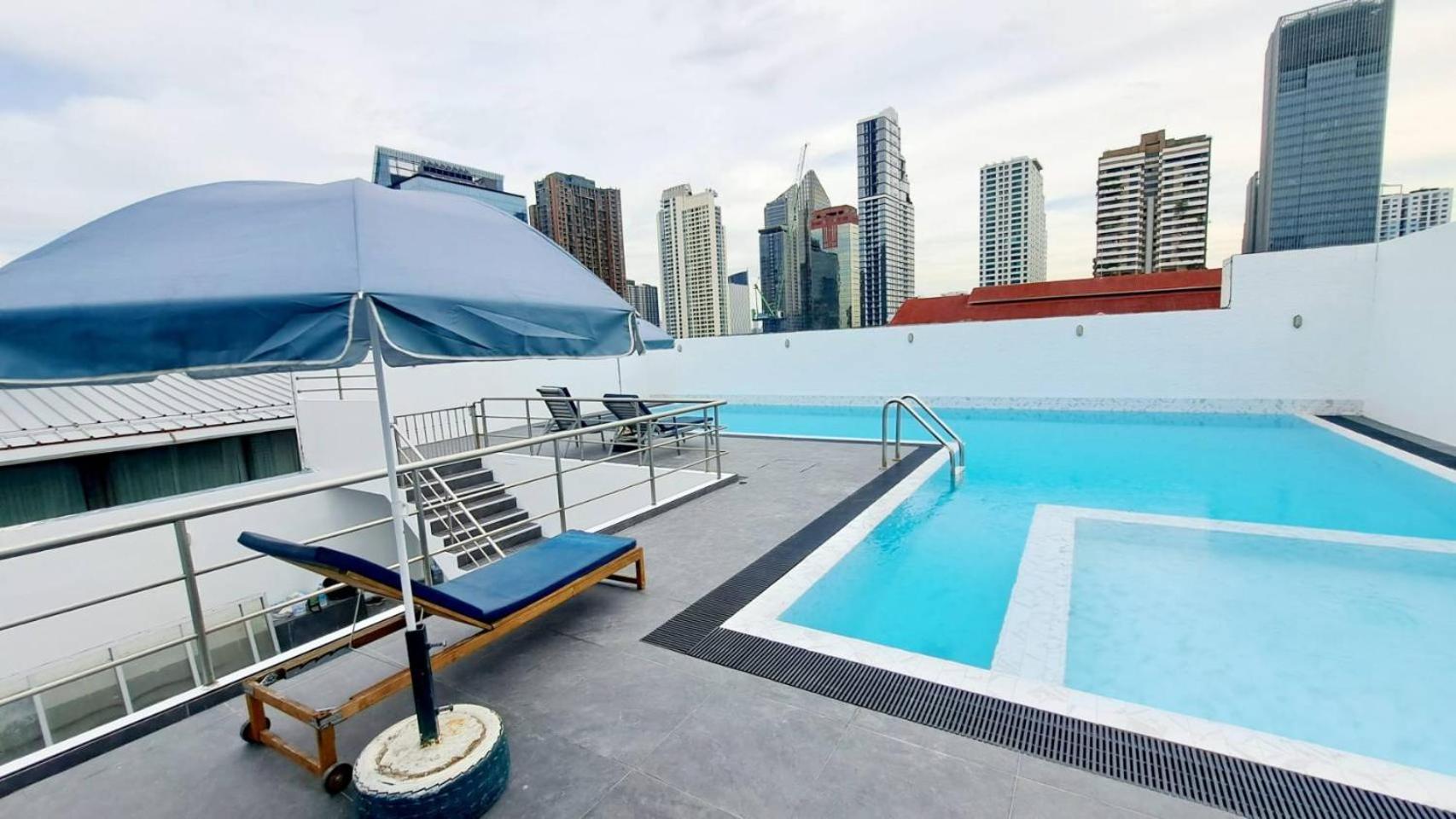 Rumah percutian Sha2bedrooms Ensuite3baths Downtown Mrt Bangkok