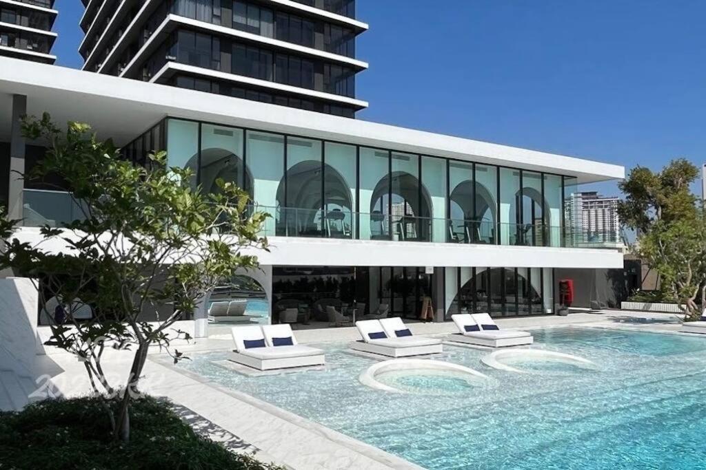 Apartment Luxurious River View Chao Phraya River *