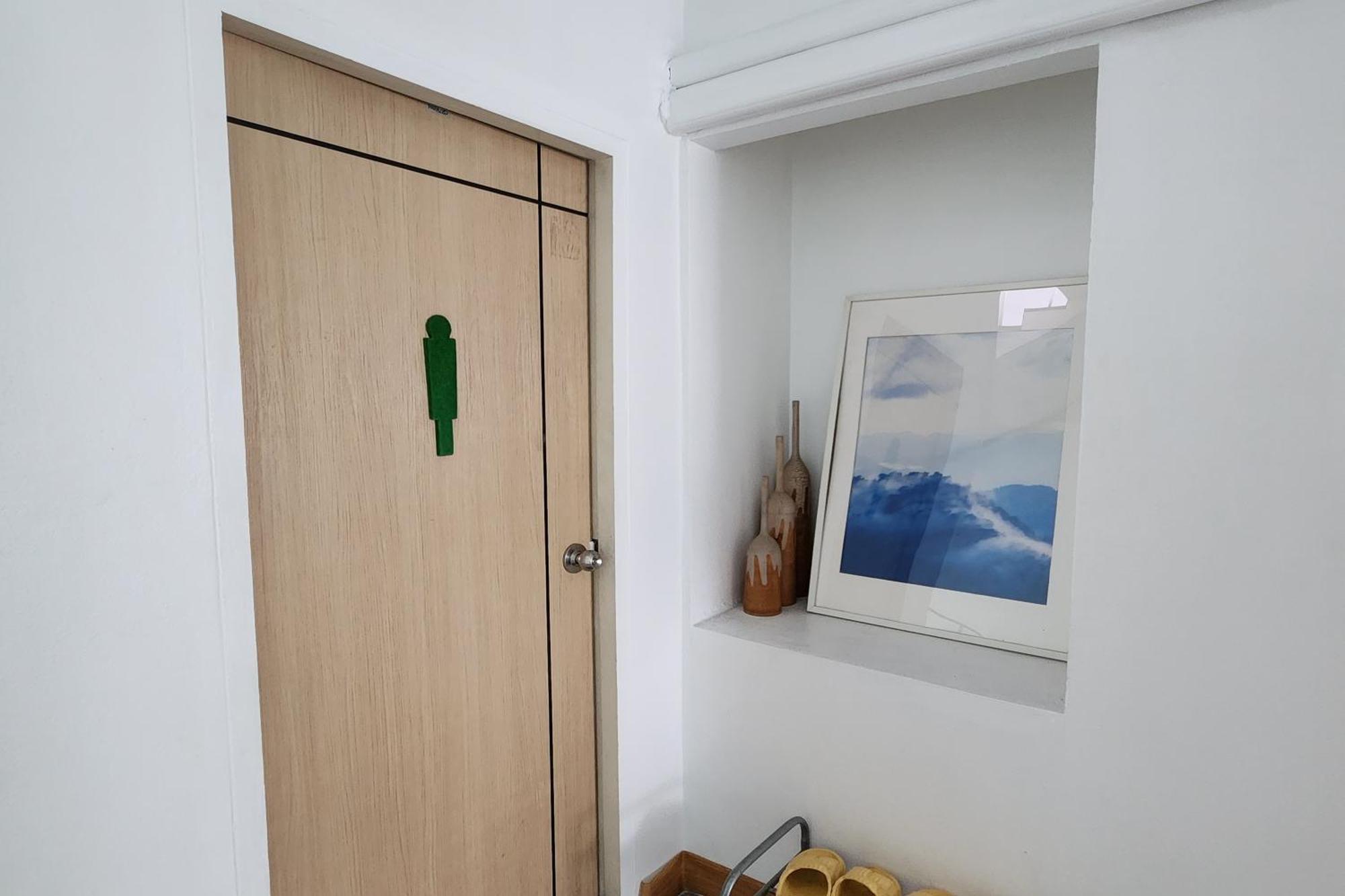 Hostel 10m2 Appartement, Met 0 Privé Badkamer In Chatuchak