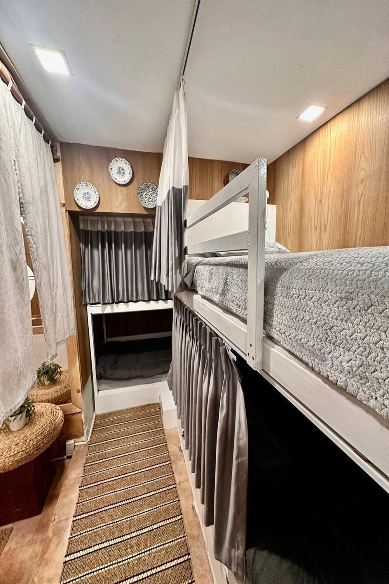 Hostal Blu Ari Stylish Gay Poshtel *