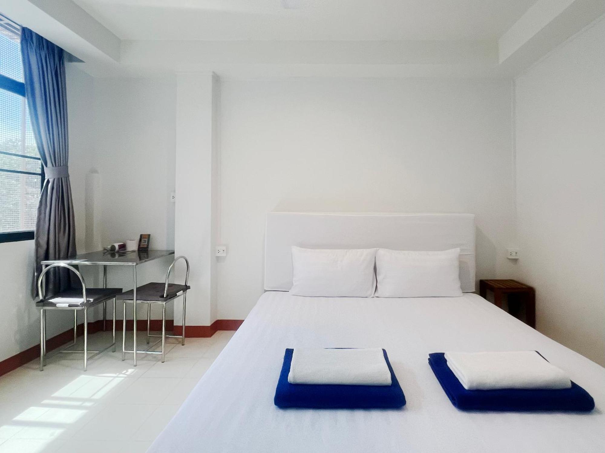 V Reserve At Merry V Casa de hóspedes Bangkok