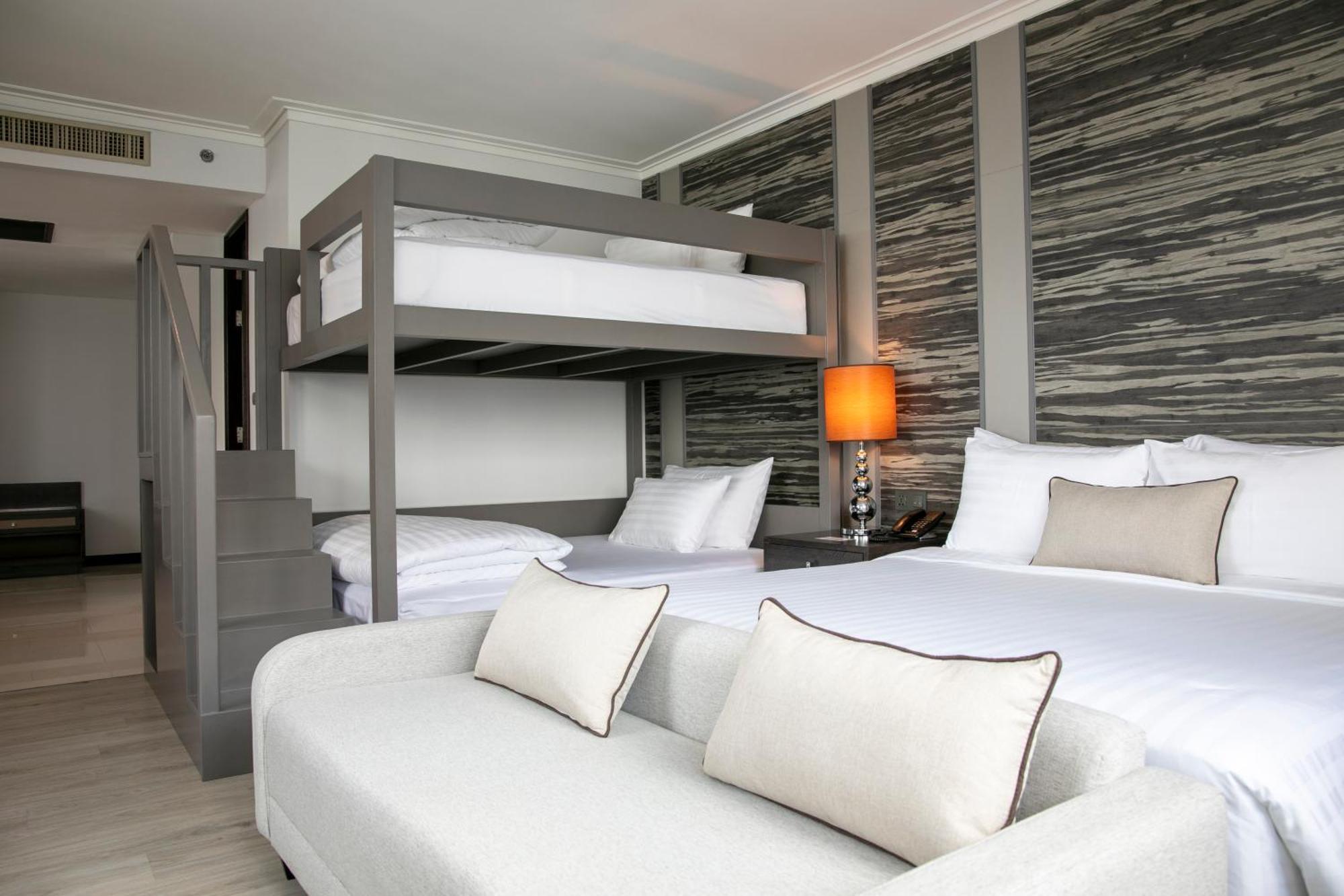 Hotel The Berkeley Pratunam - Sha Extra