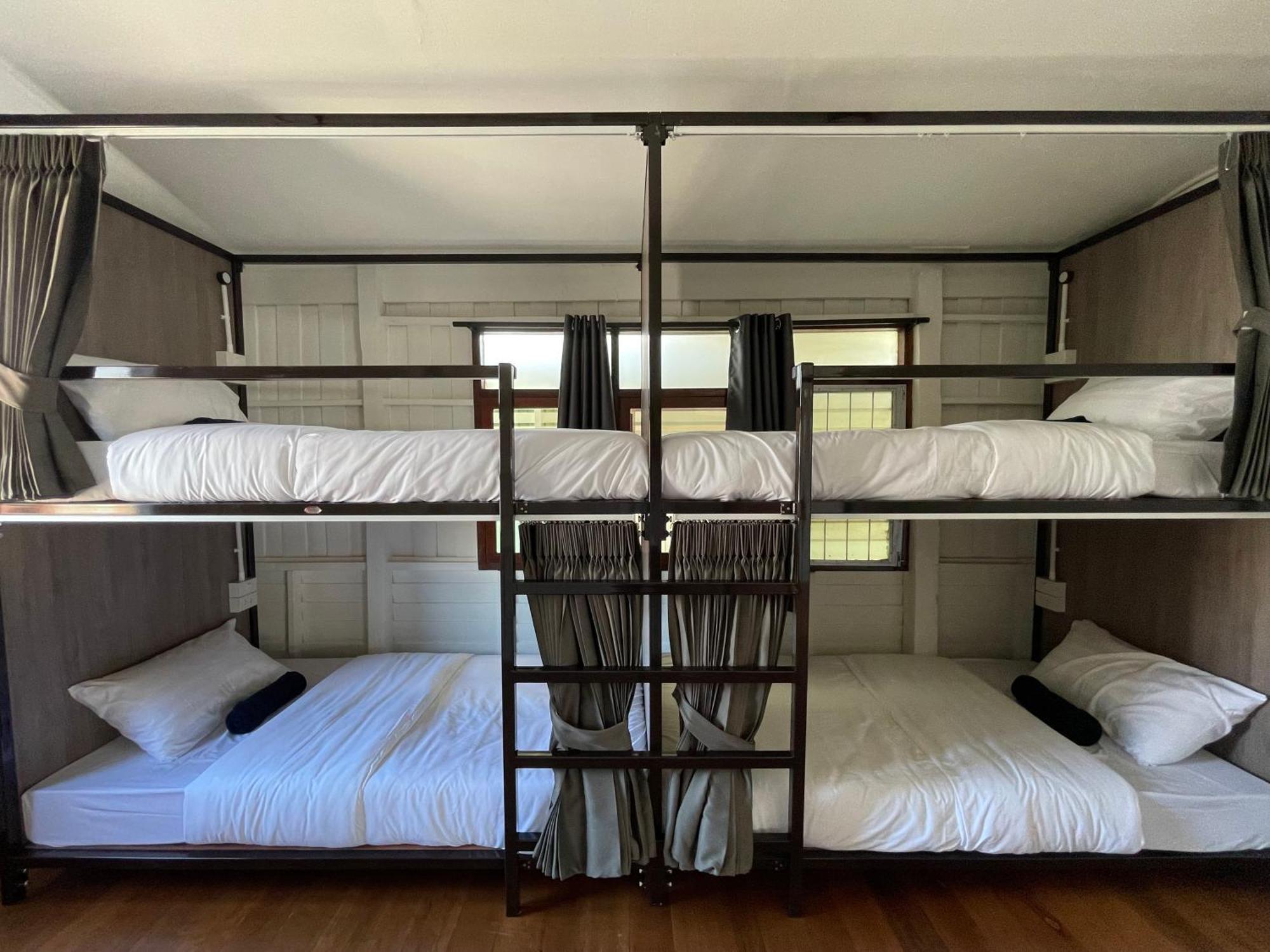 Green Cabin Hostel Hostal Bangkok