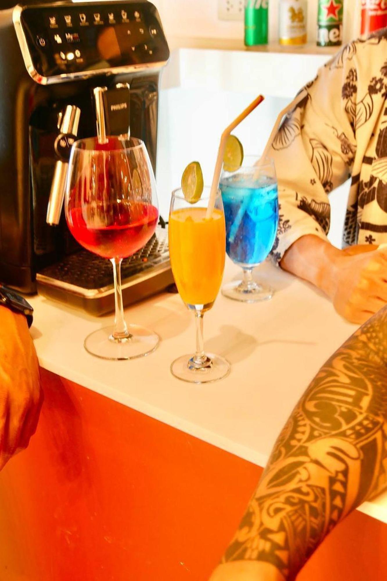 Hostal Blu Ari Stylish Gay Poshtel Bangkok