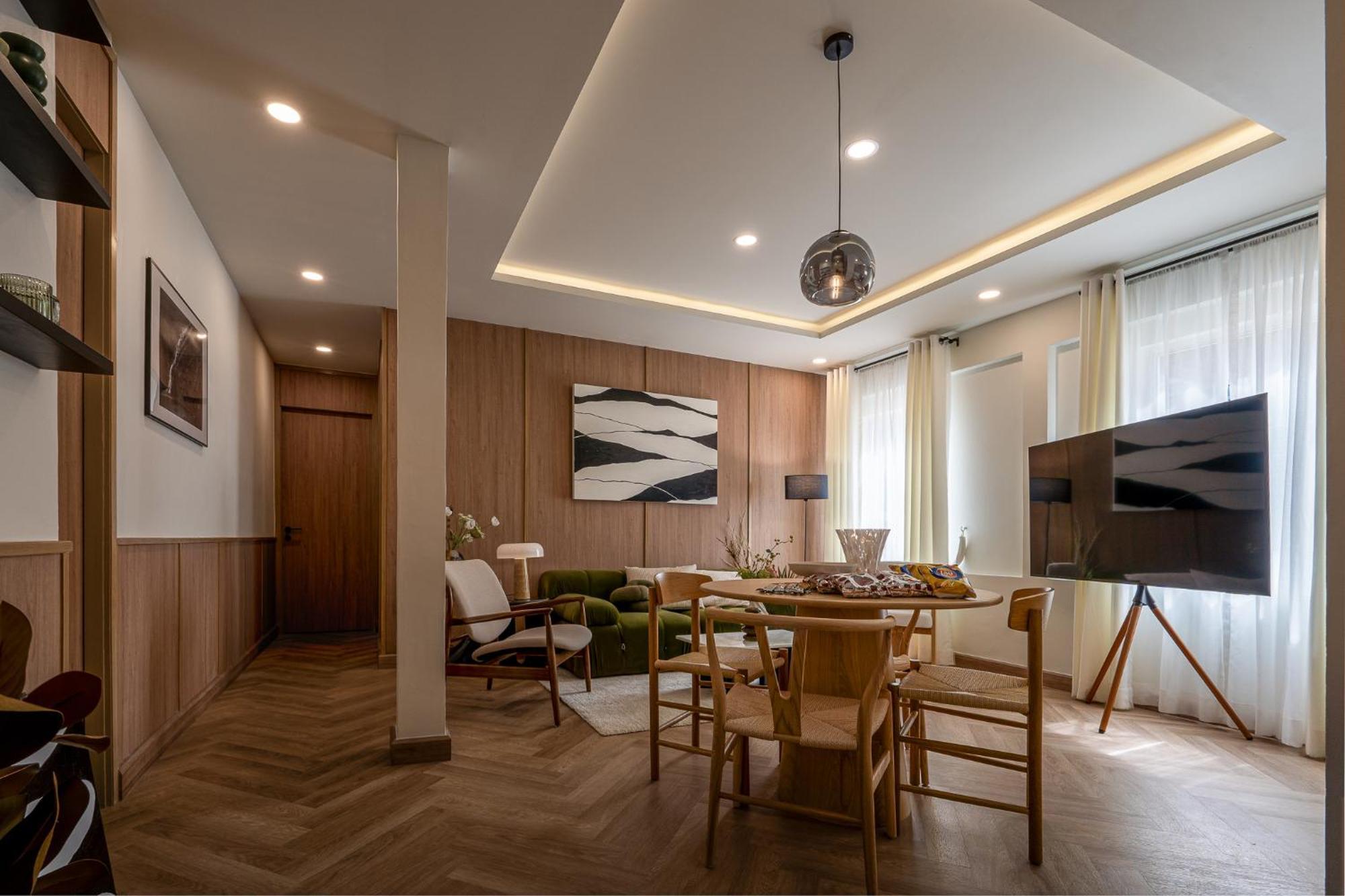 Whole Floor Penthouse, 3 Bedroom 3 Bath, Next To Metro Station *