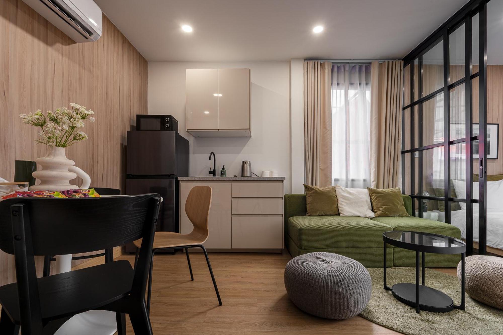 Apartment 3 Bed 3 Bath / Luxury / 1 Min Walk To Bts Asok