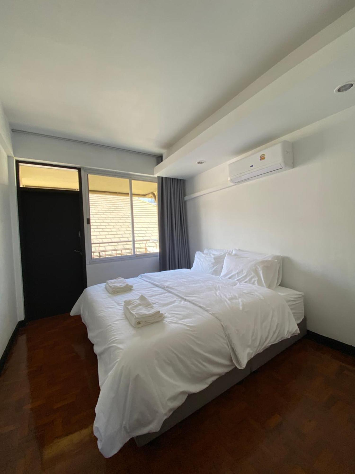 Phatana Court