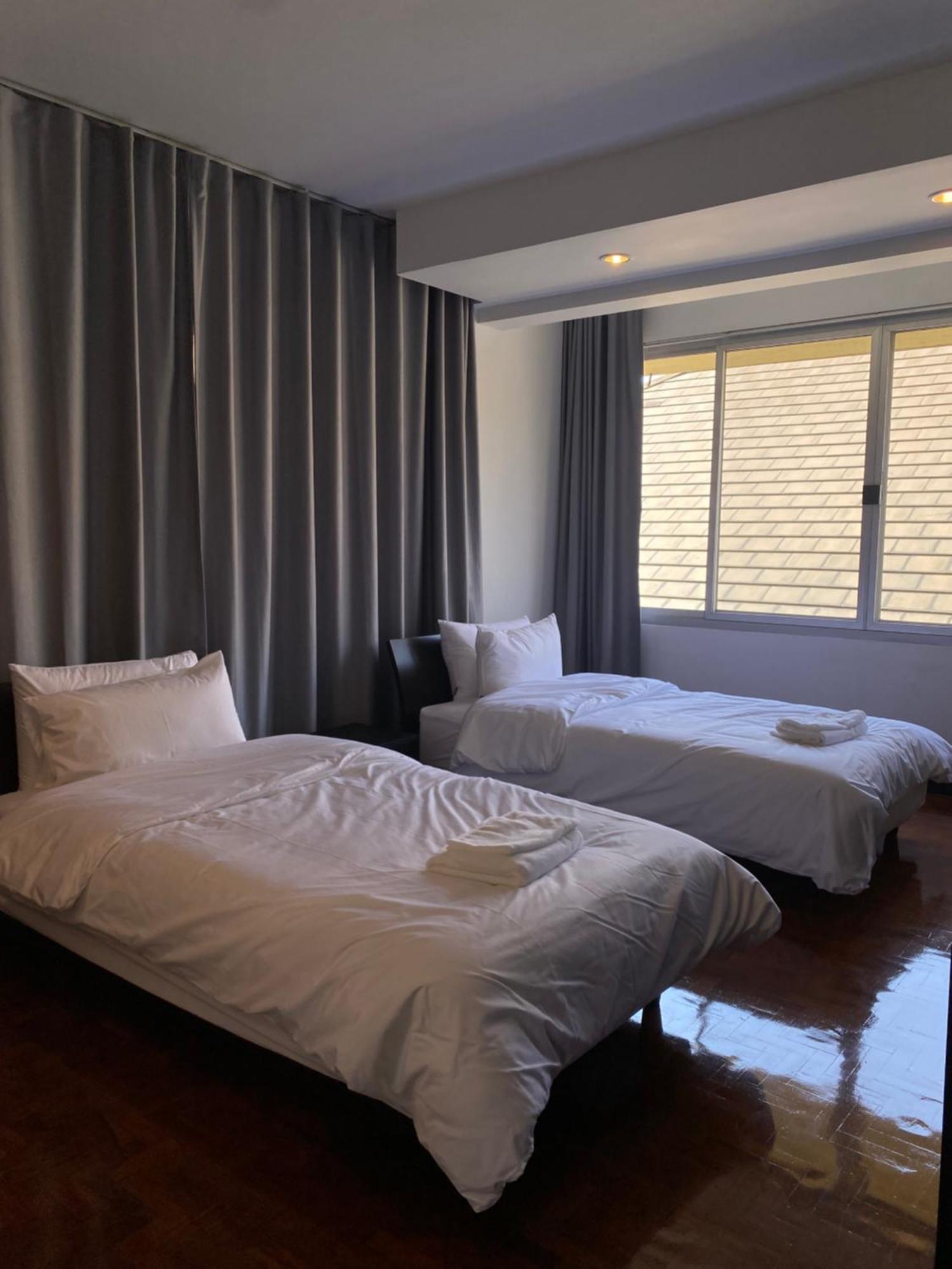 Guest house Phatana Court *