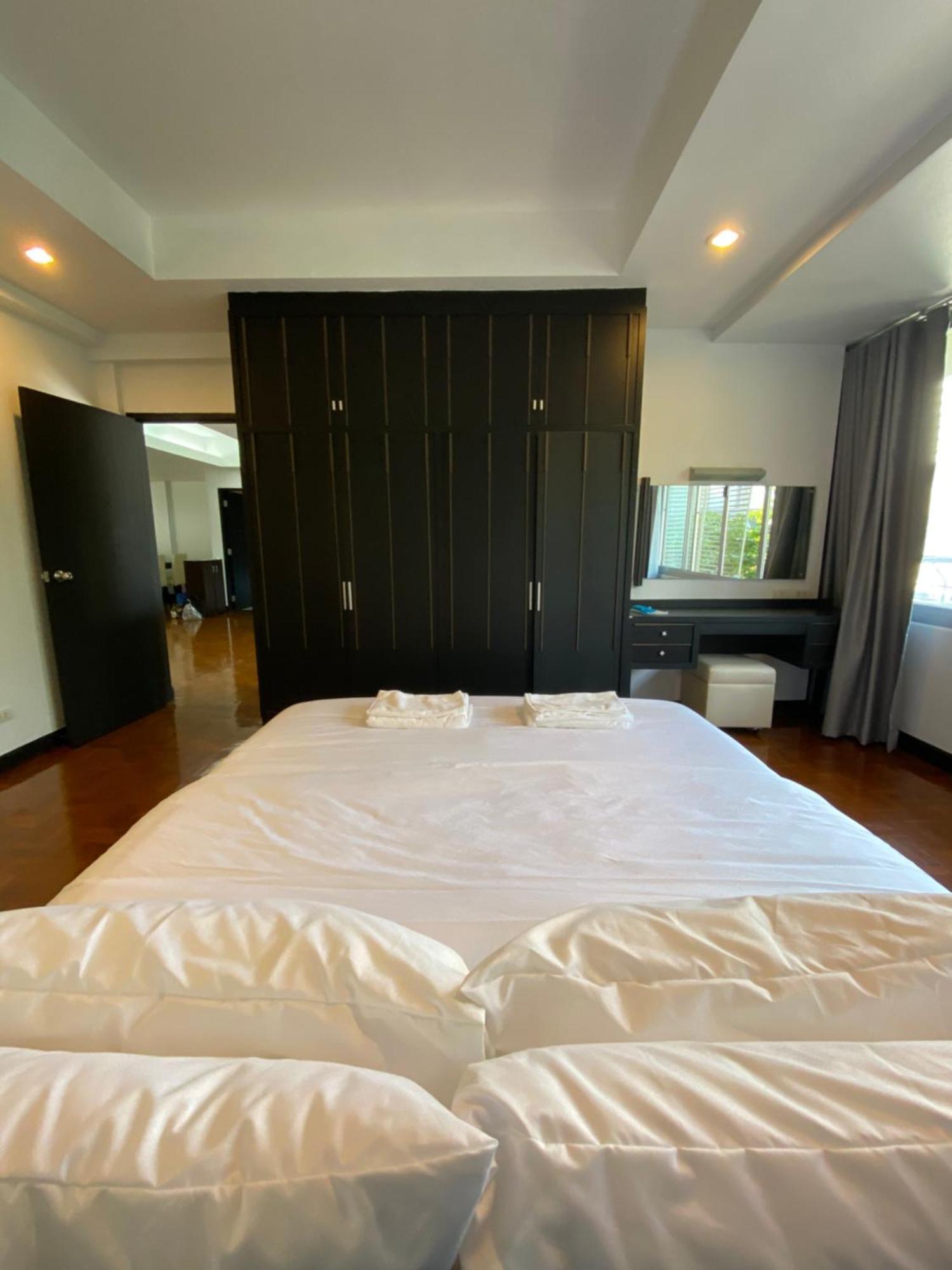 Phatana Court Guest house Bangkok
