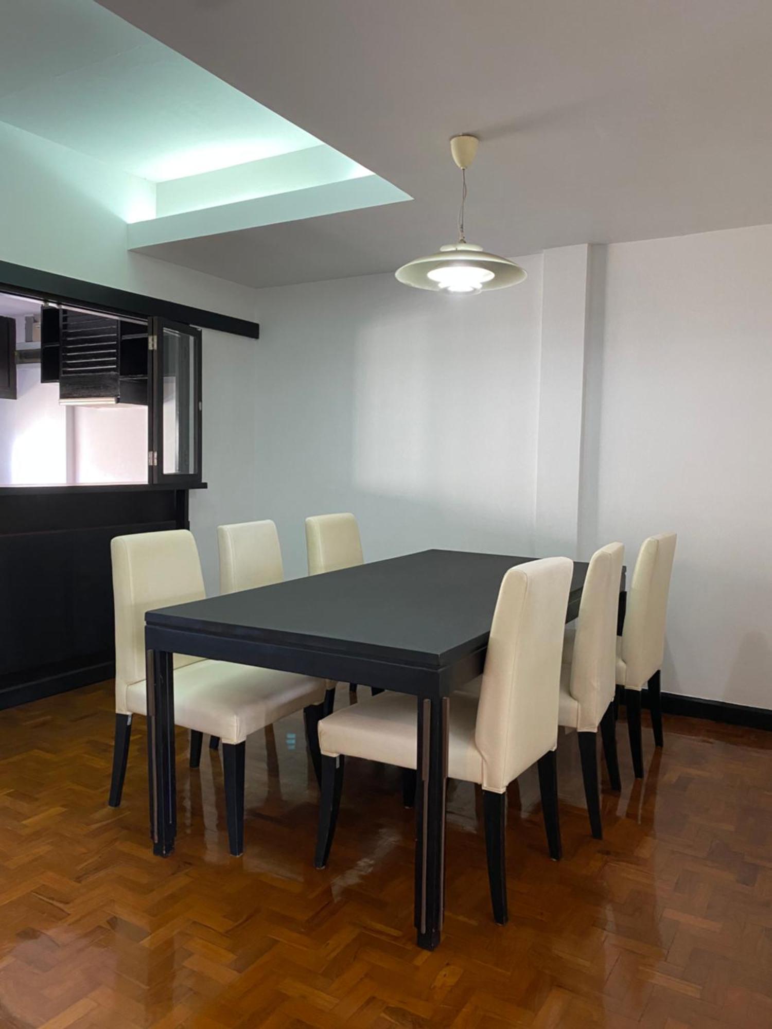 Phatana Court