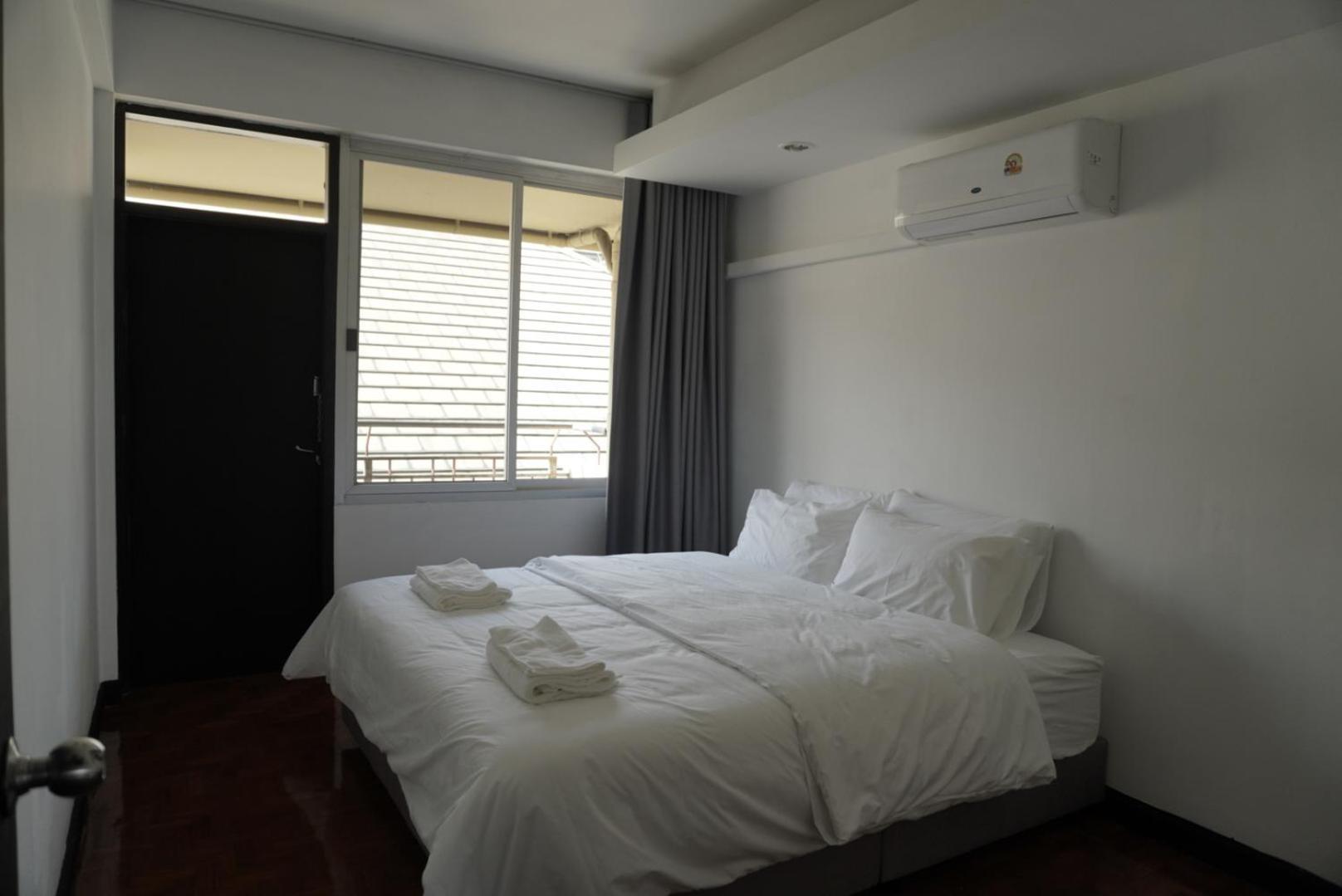 Guest house Phatana Court *