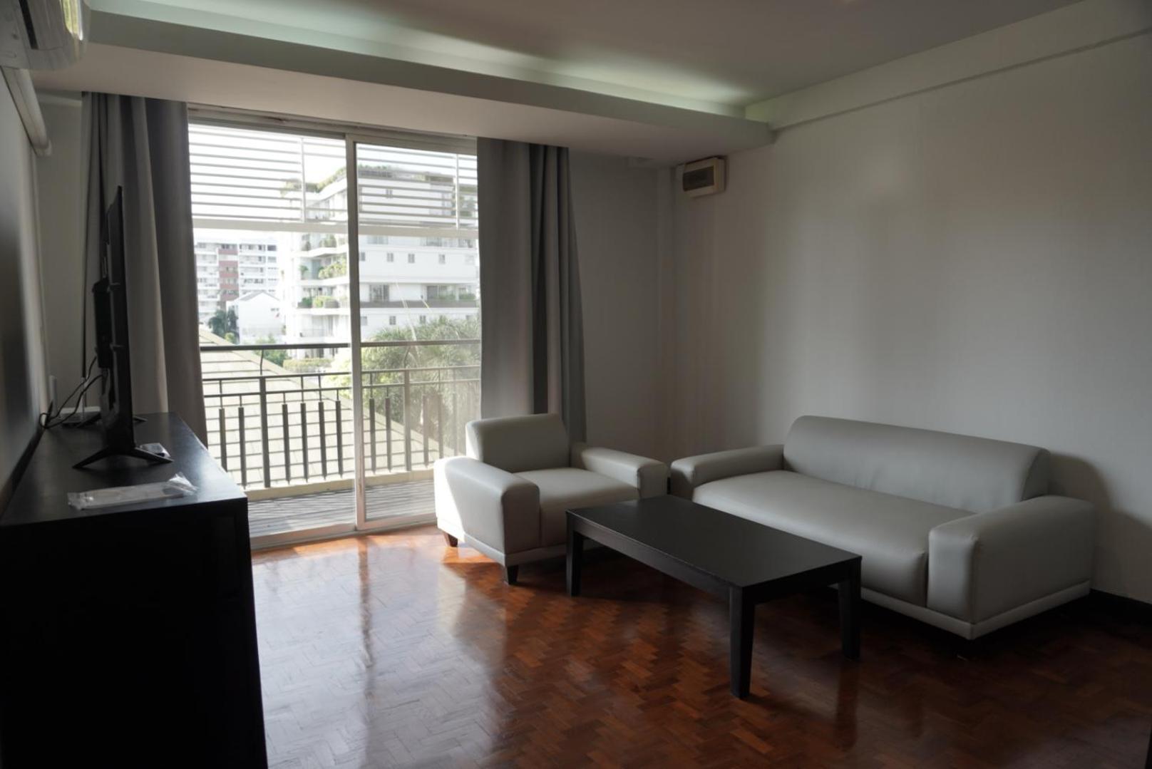 Phatana Court Guest house Bangkok
