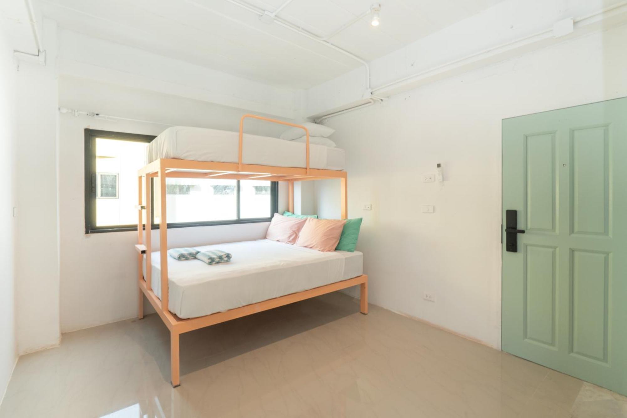Easy Sunday Khaosan Bangkok Hotel 3*