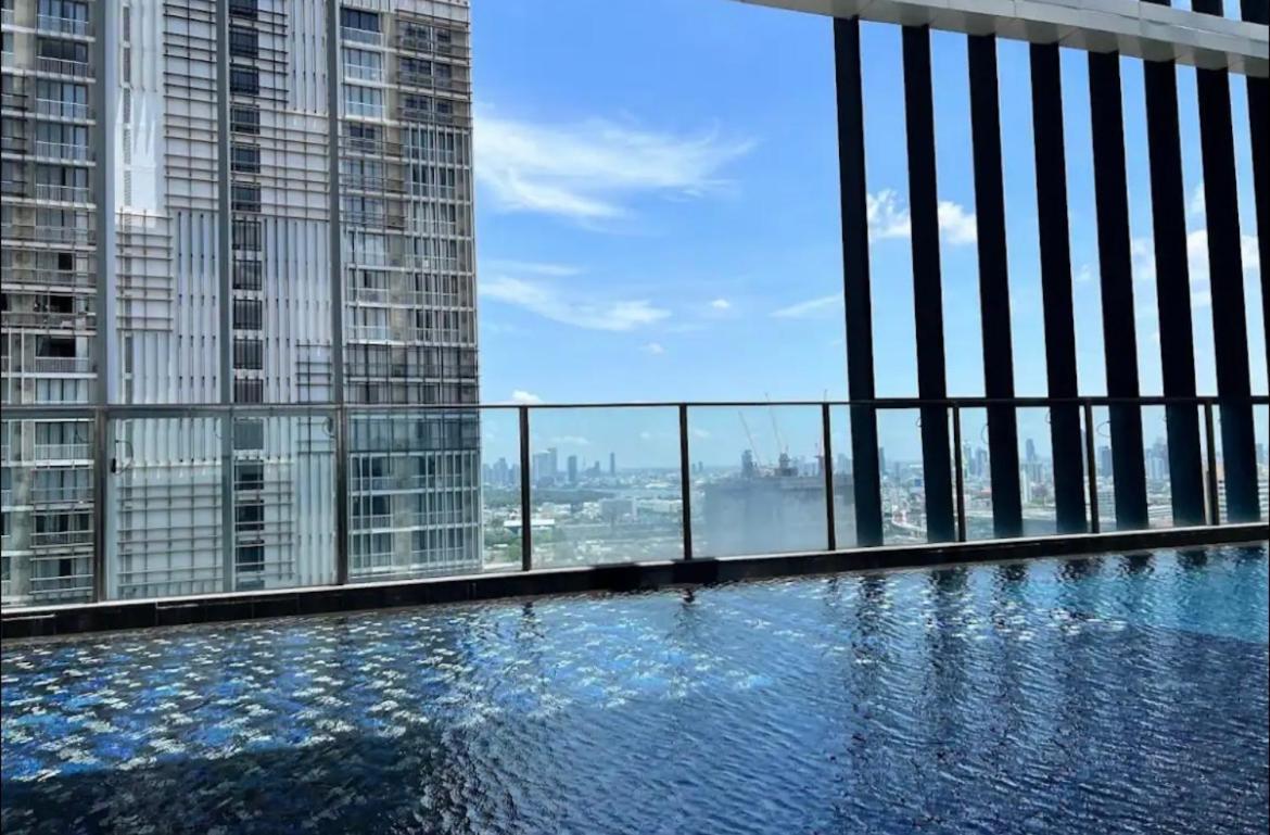 Super Luxury Sukhumvit 24 Apartamento
