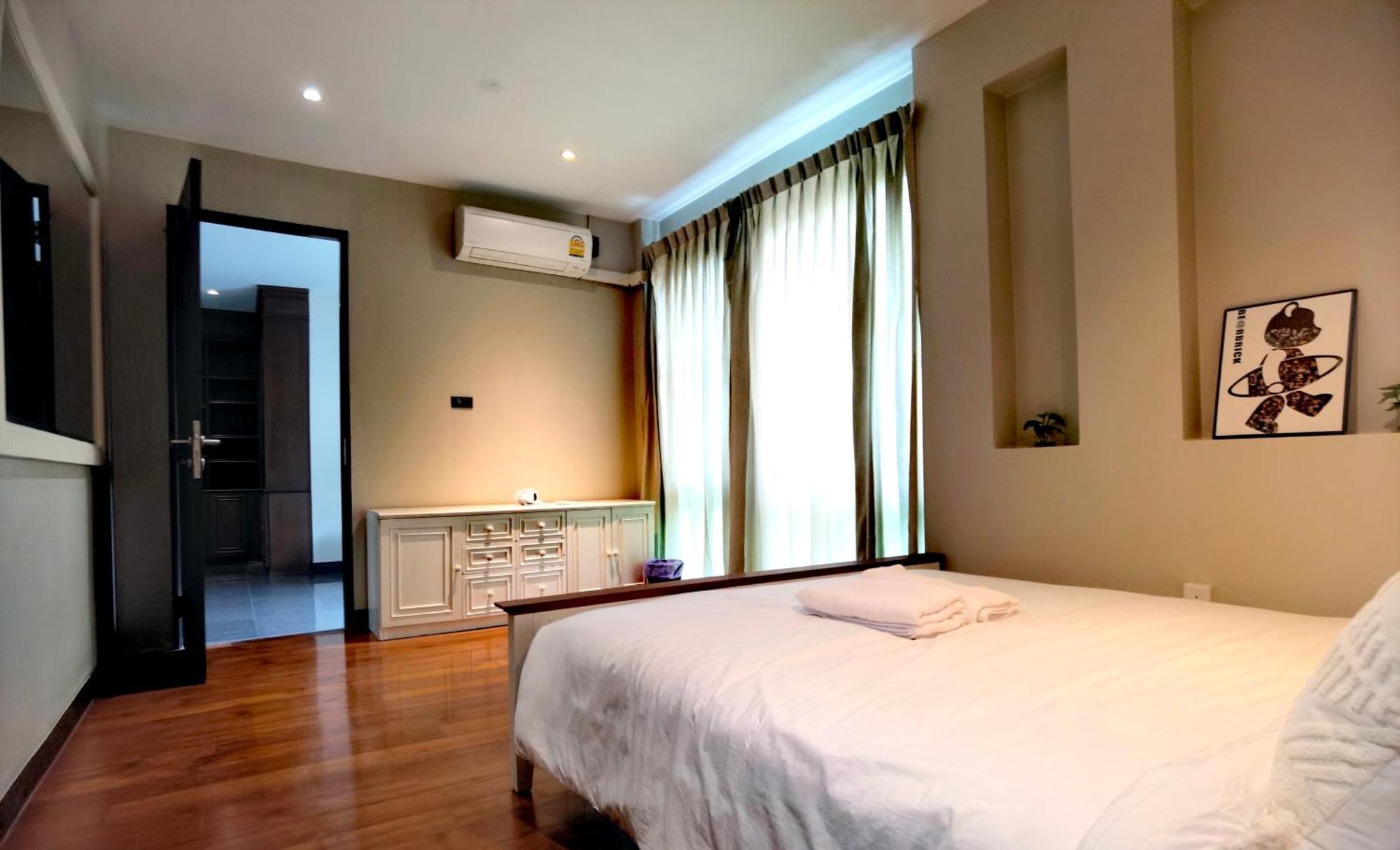 Luxury Pool 3 Min To Thonglor Bts & Nightlife Vila *