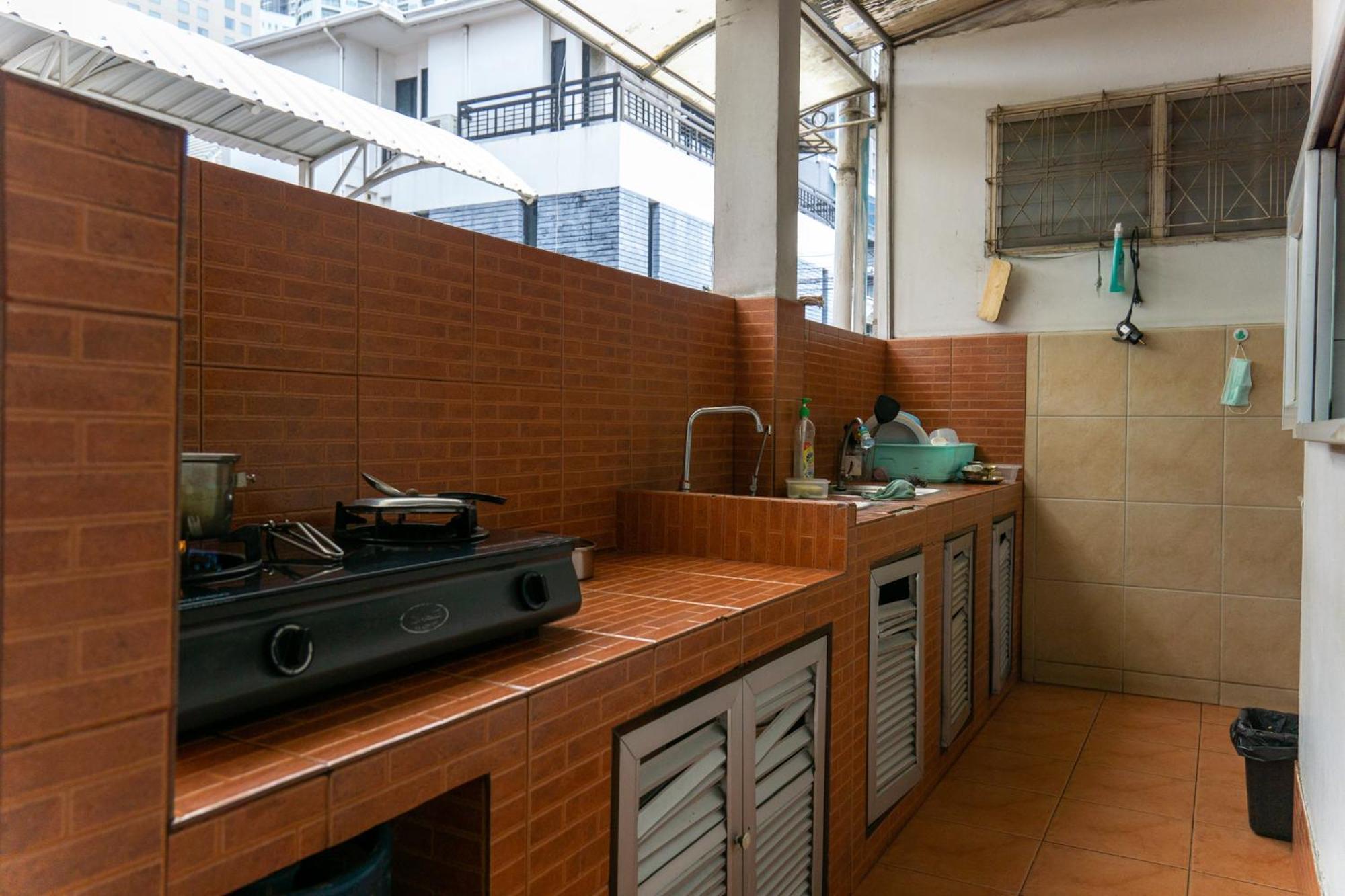 Luxury 4 Kingsize Bedrooms - & Modern Sukhumvit