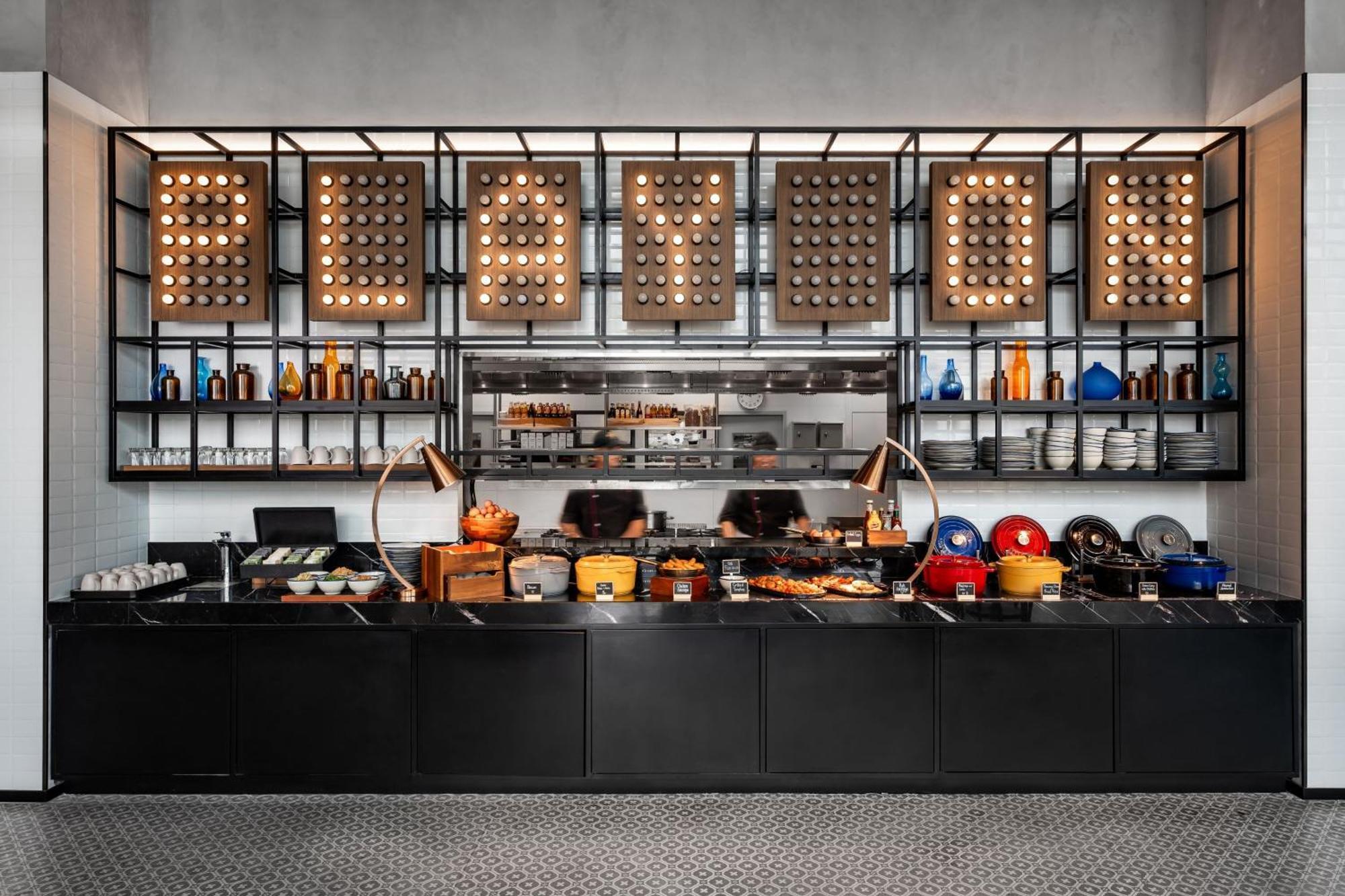 Moxy Ratchaprasong Khách sạn