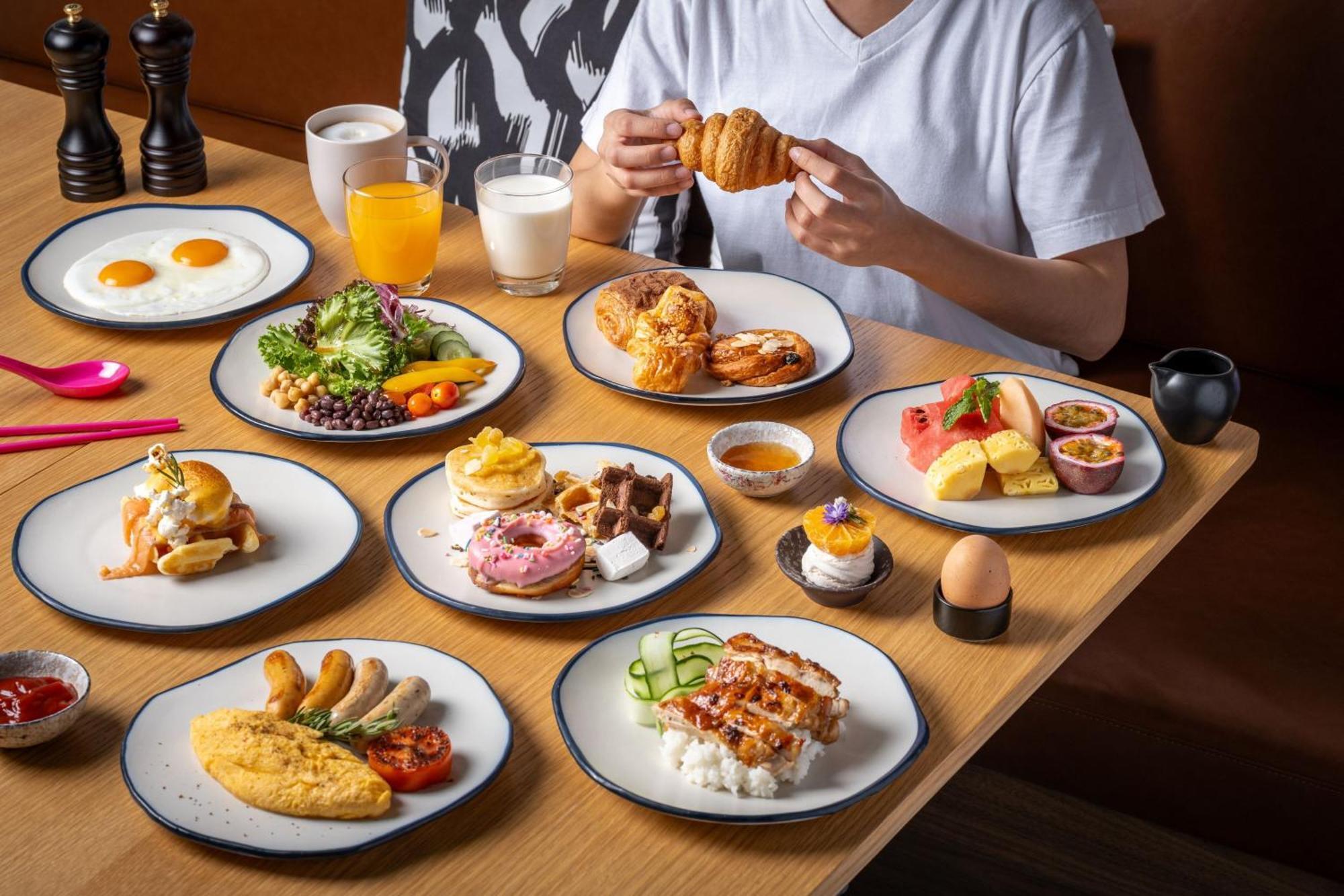 Moxy Ratchaprasong Khách sạn 4*