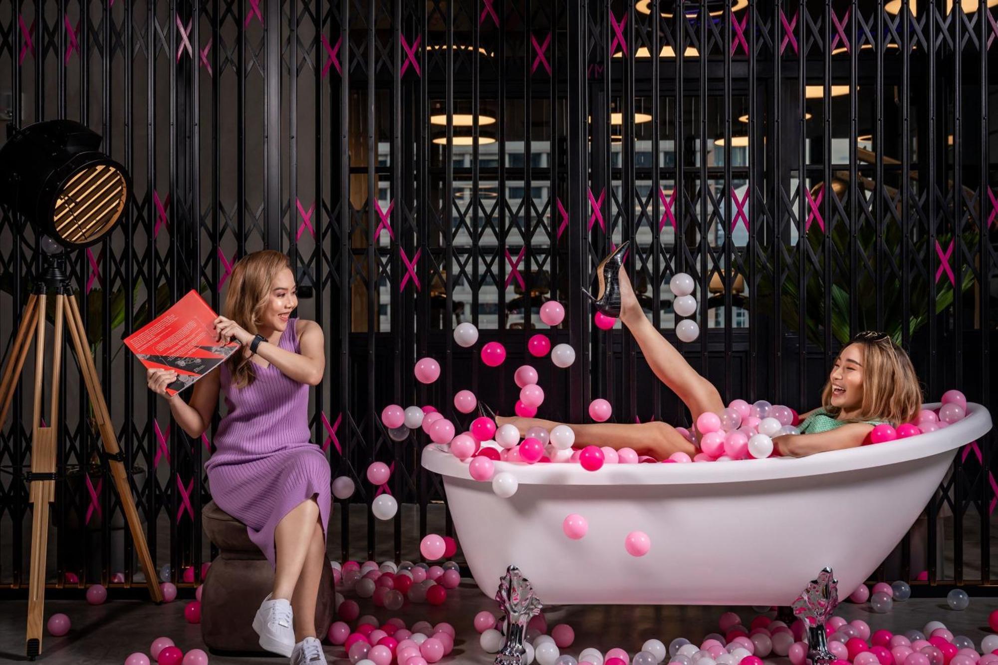 Khách sạn Moxy Ratchaprasong 4*