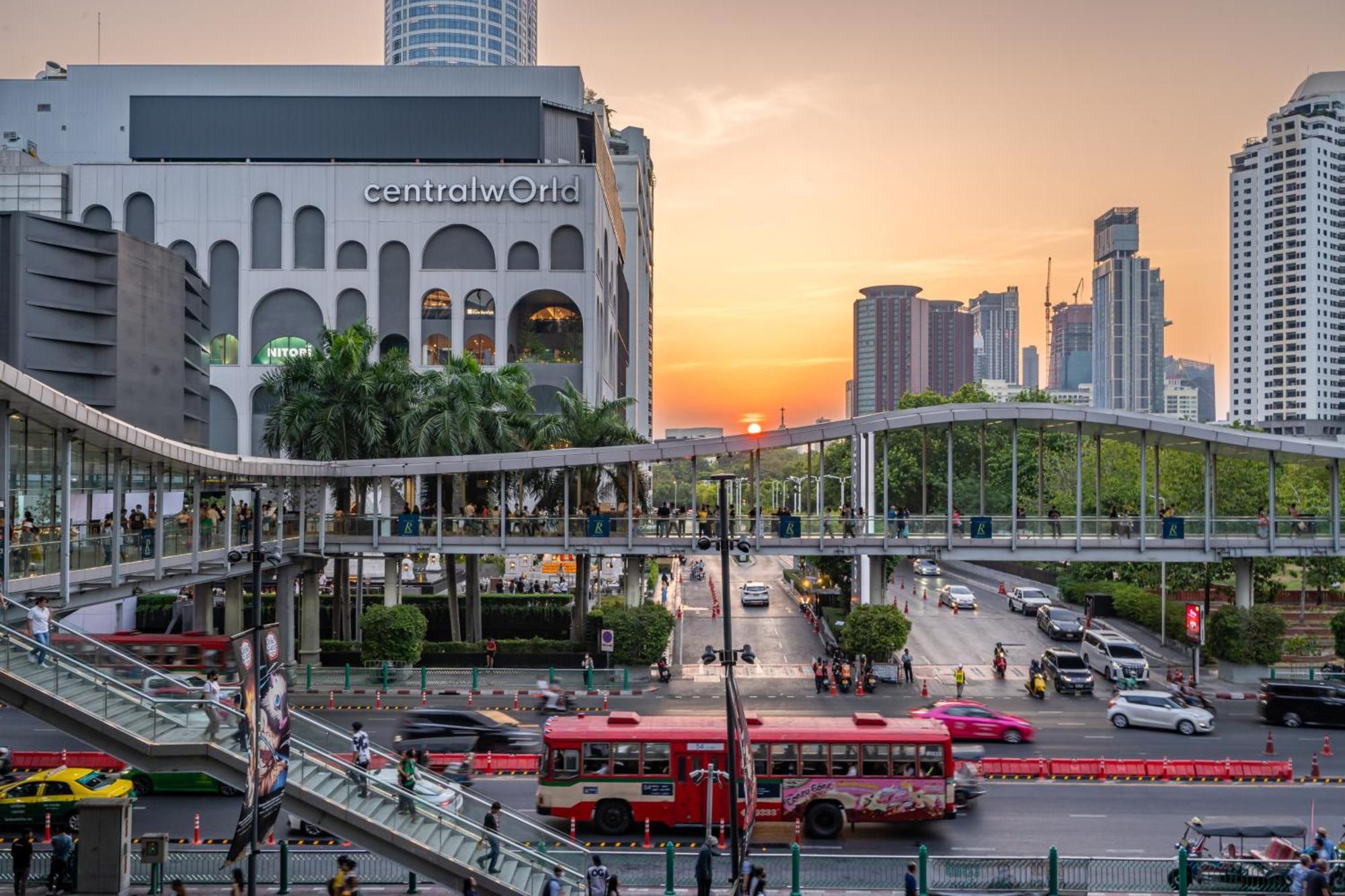 Khách sạn Moxy Ratchaprasong