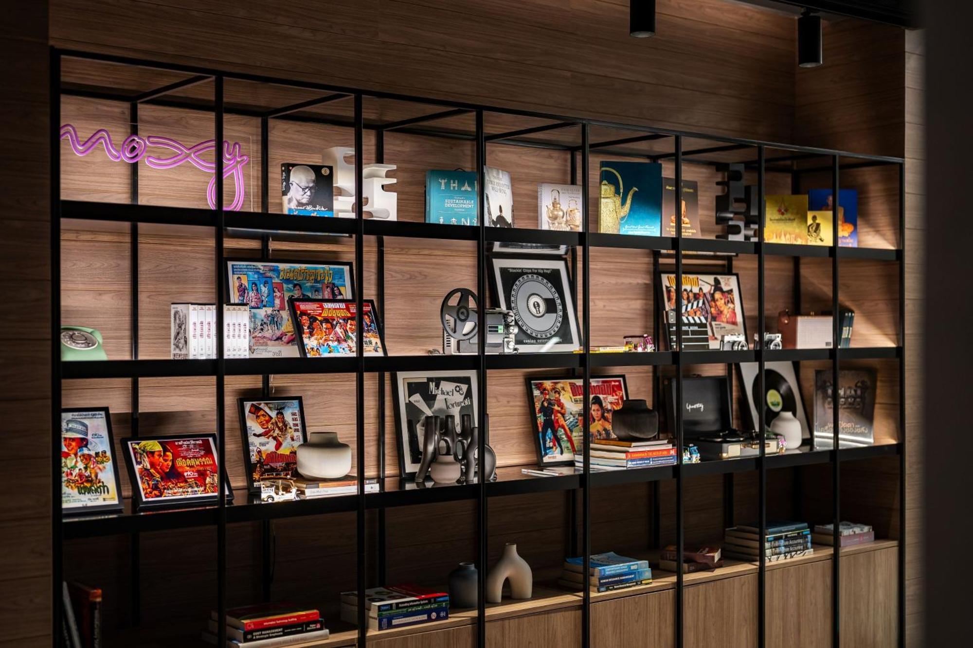 Moxy Ratchaprasong Khách sạn Bangkok