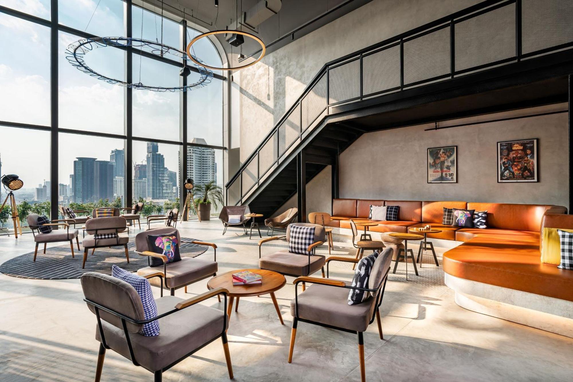 Moxy Ratchaprasong Khách sạn