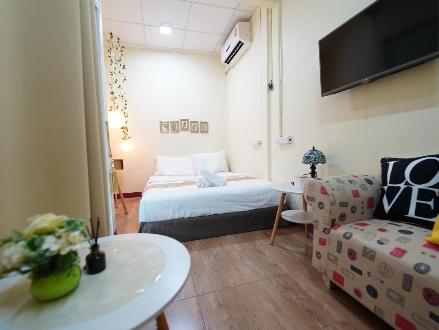 Nhà trọ Ez Sleep @ Ratchada 19 Bangkok