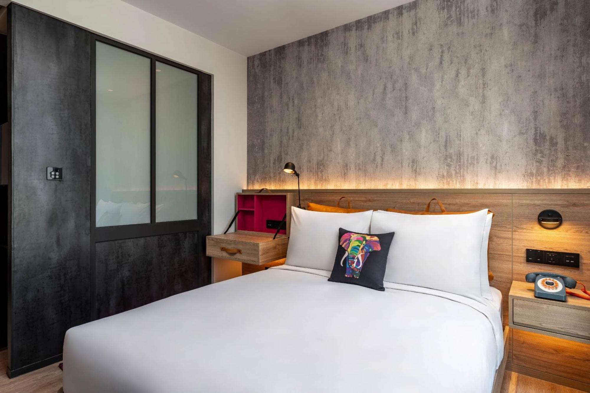 Moxy Ratchaprasong Khách sạn Bangkok