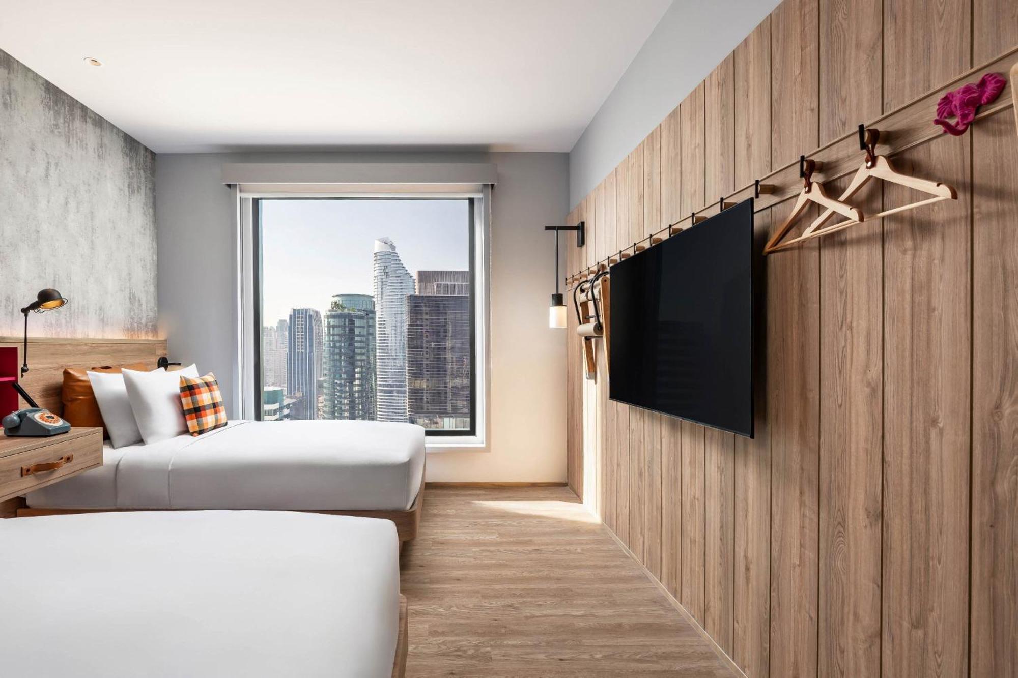 Khách sạn Moxy Ratchaprasong