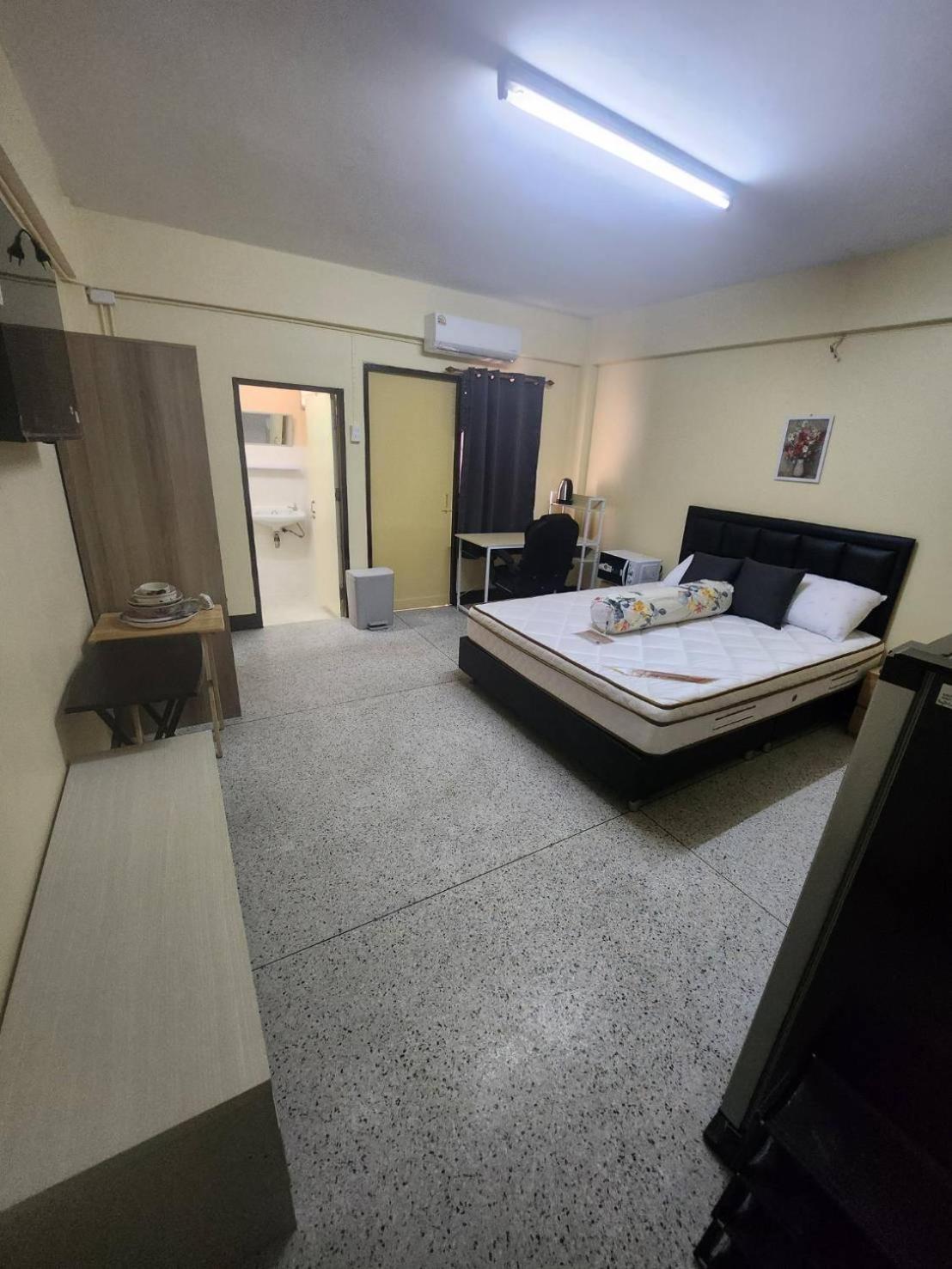 Apartamento Phra Khanong Bts Banguecoque