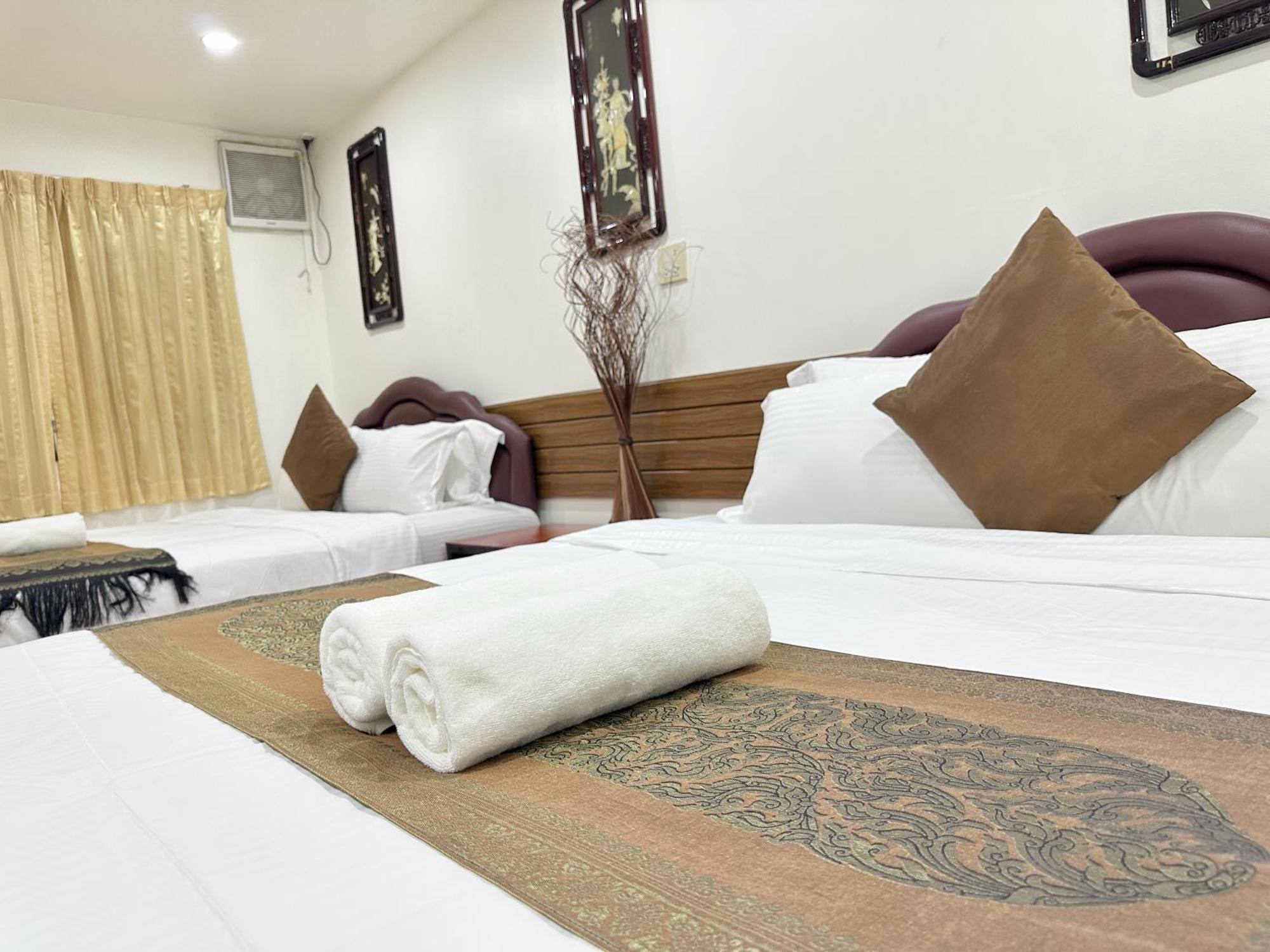 Longzhu Hotel