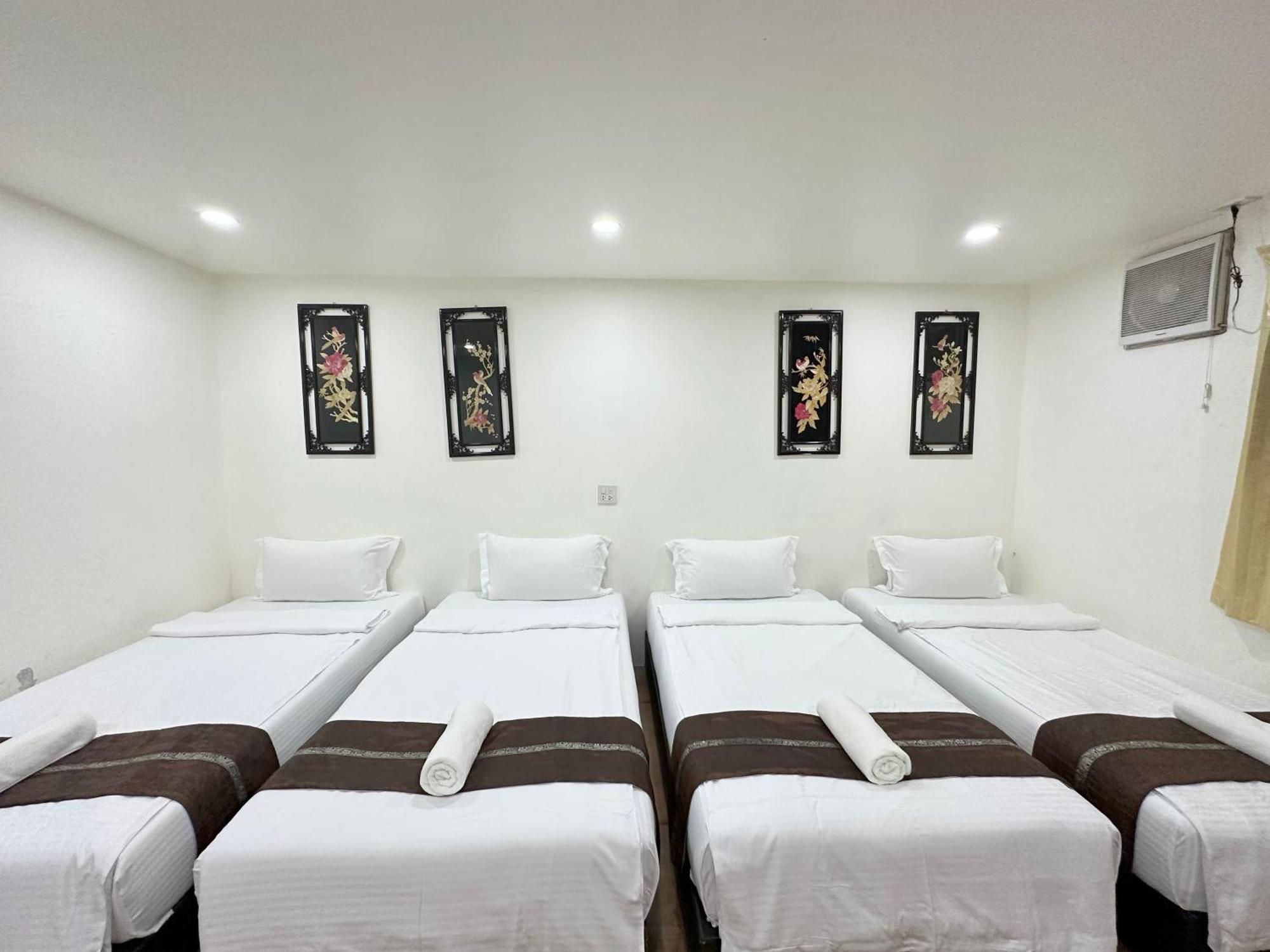 Longzhu Hotel Bangkok