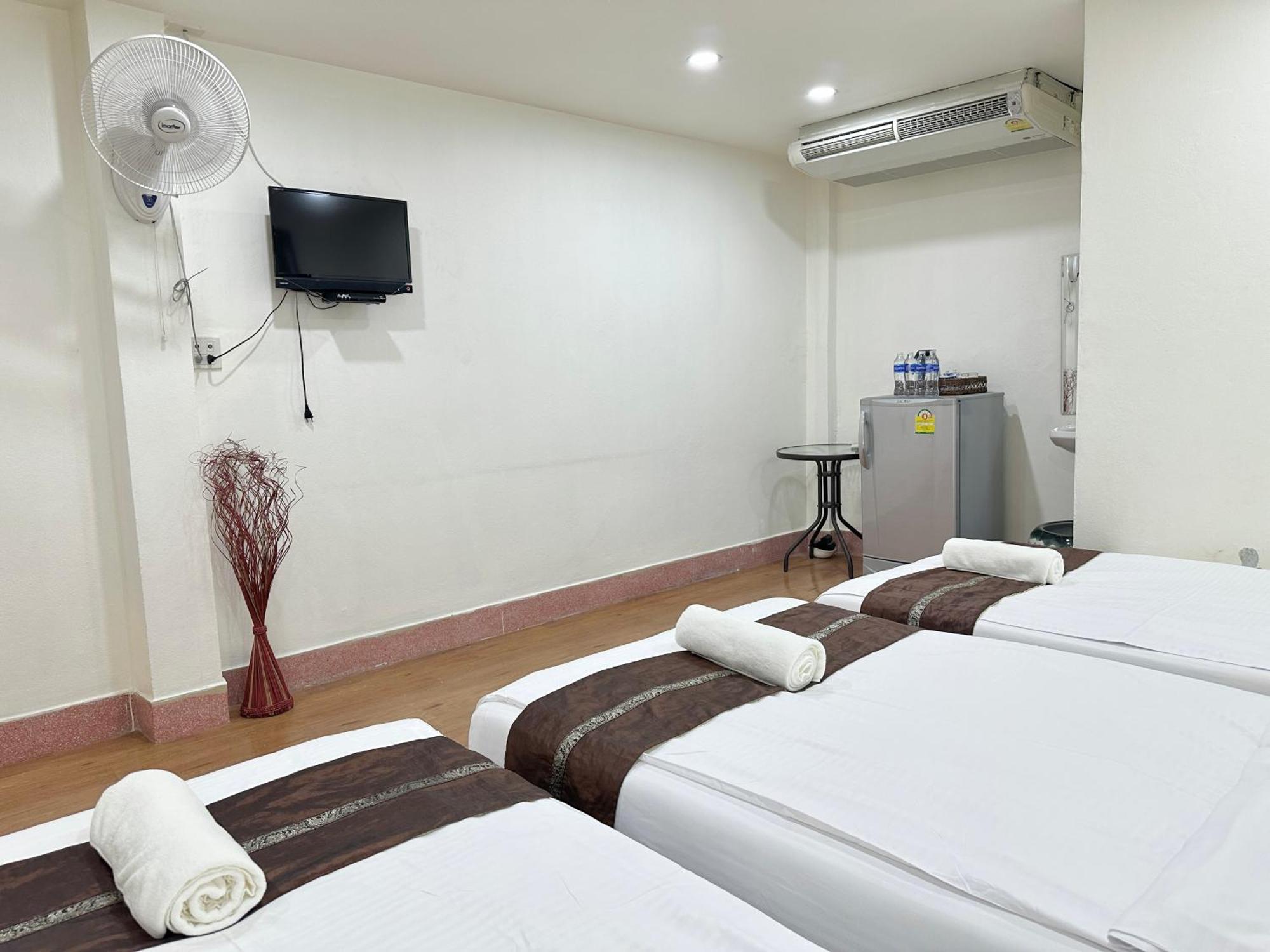Longzhu Hotel
