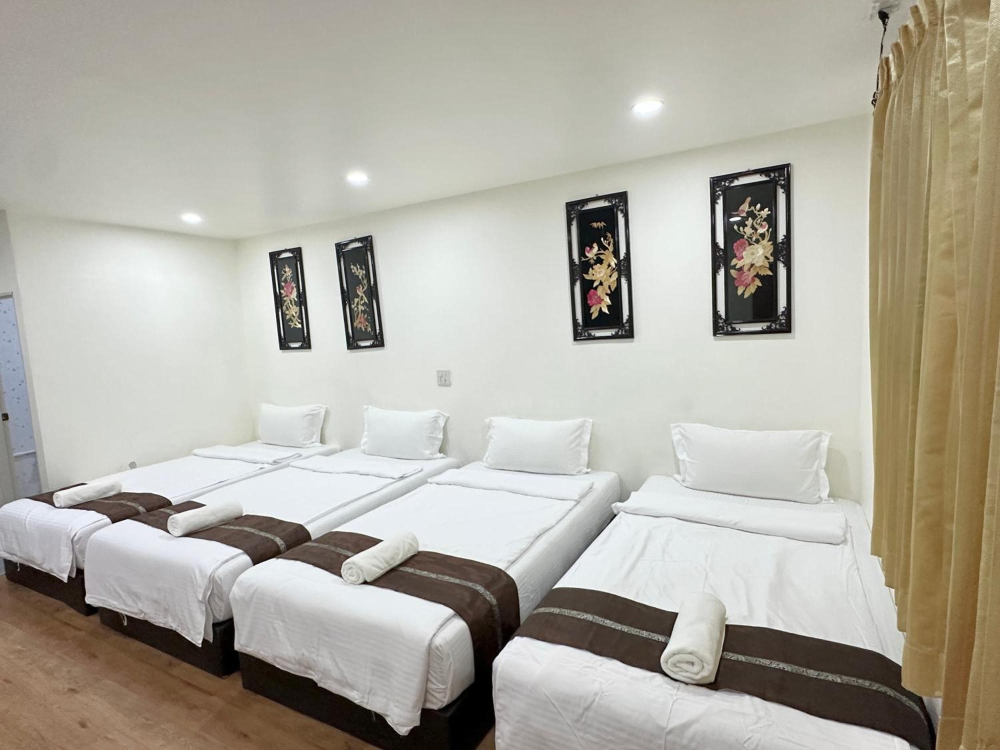 Longzhu Hotel Bangkok
